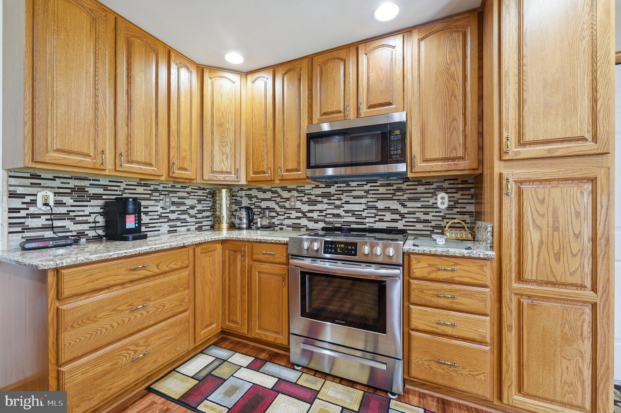 GRAYSTONE HILLS - Residential