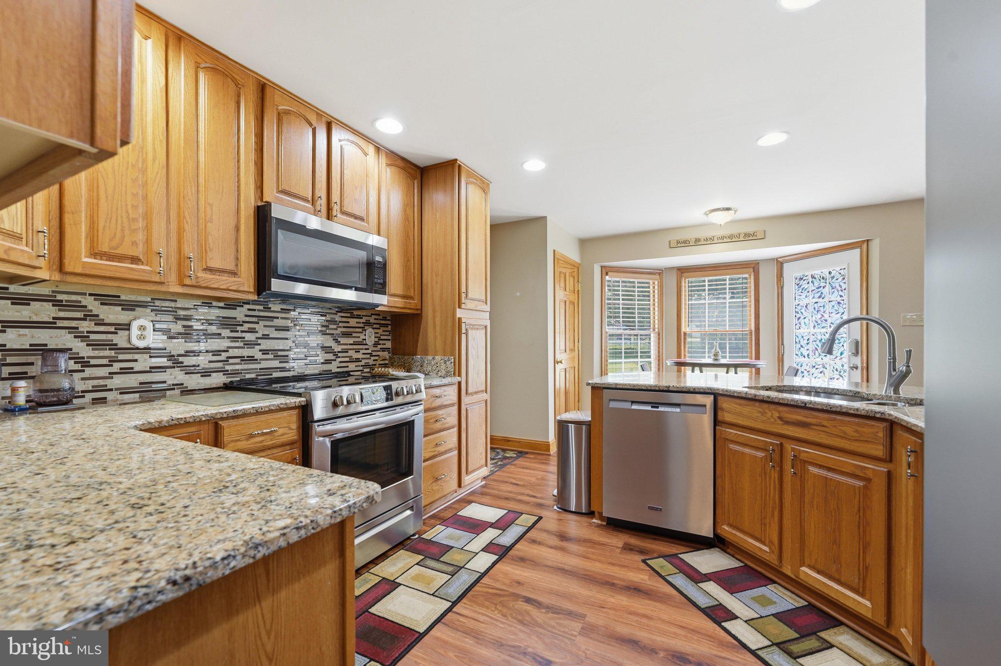 GRAYSTONE HILLS - Residential