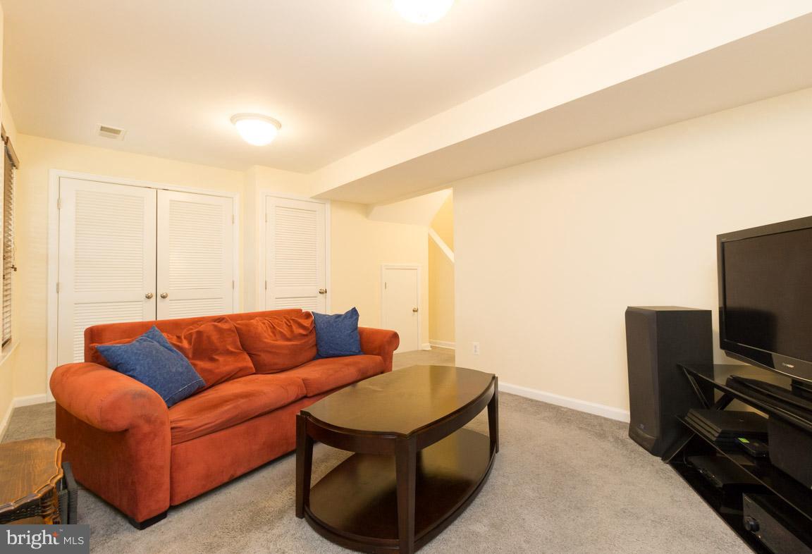 VILLAGES OF WELLINGTON - Residential