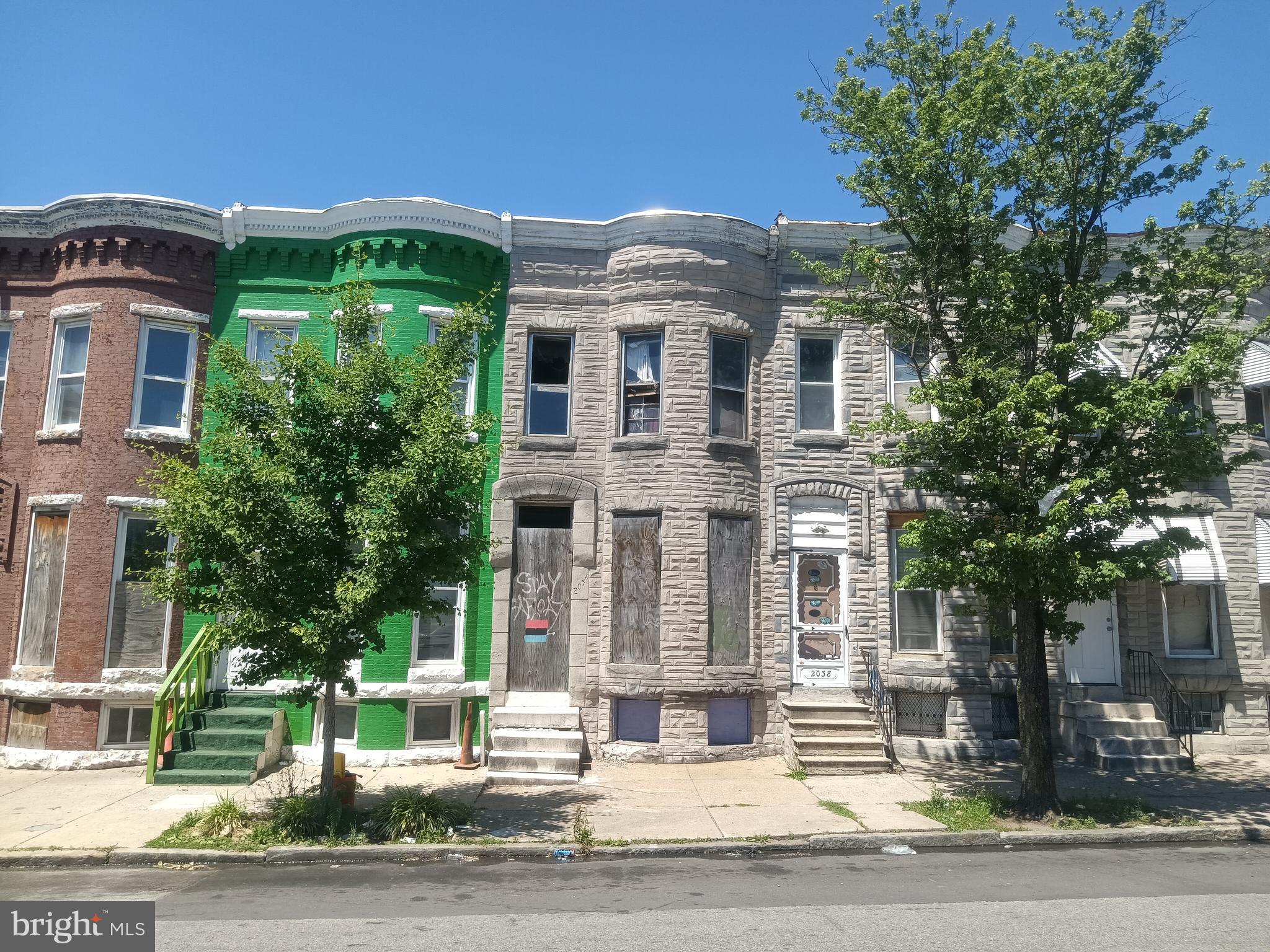 ONLINE AUCTION: This auction takes place on the Ashland Auction Group website bidding platform. Bidding begins 6/24/2026, 10:00 AM. Bidding ends 6/26/2026, 11:20 AM. The list price is the suggested opening bid. Deposit: $5,000.

This two-story townhouse is located in the Mondawmin neighborhood of Baltimore City. Residents can enjoy the nearby attractions and facilities such as the Mondawmin Mall, Coppin State University, Druid Hill Park, and Hanlon Park. The property is vacant and in need of major repairs. It is conveniently located just minutes from West North Avenue, Pennsylvania Avenue, and I-83, this property offers excellent access to major transportation corridors, downtown Baltimore, and surrounding neighborhoods.