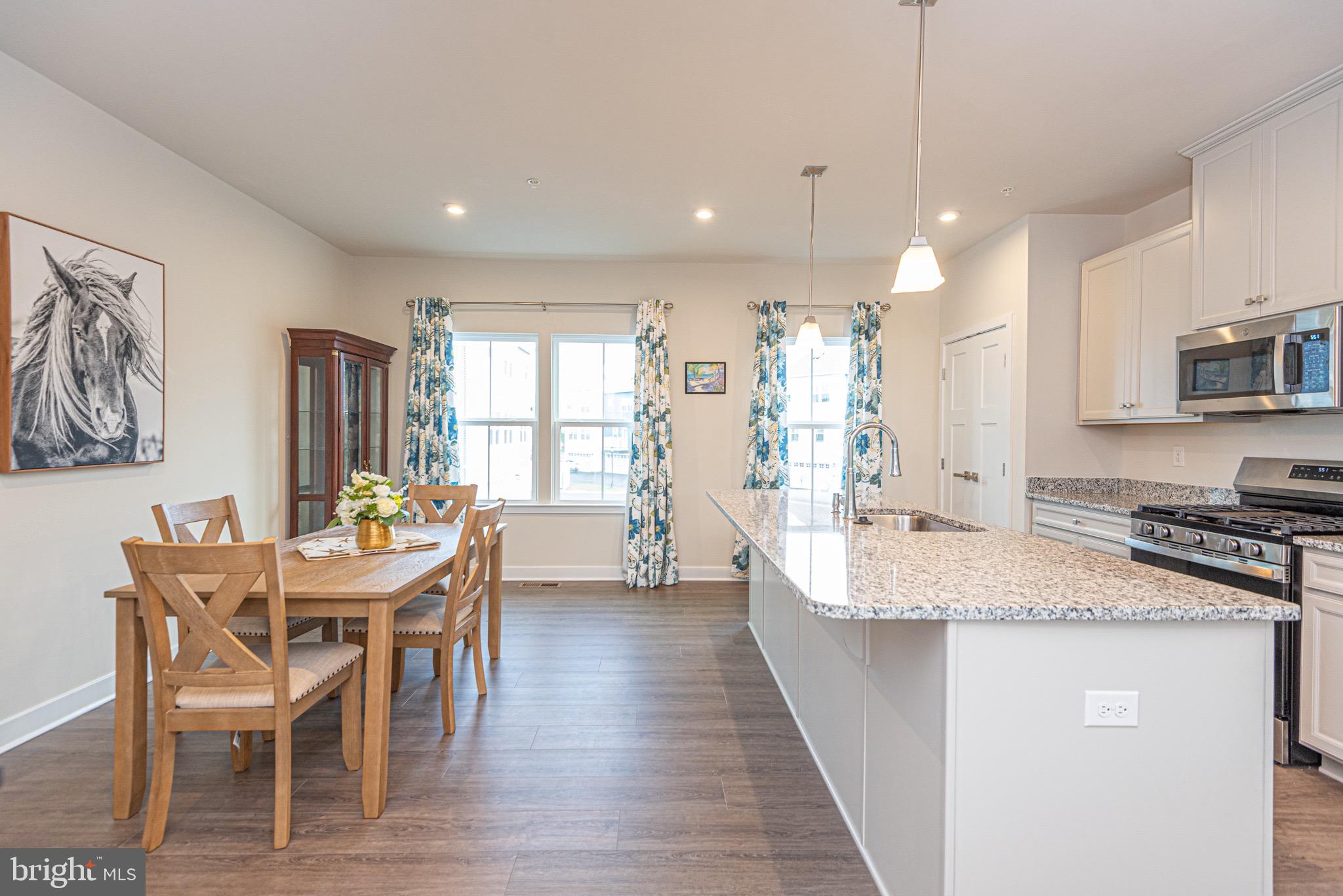 BAYSIDE - Residential