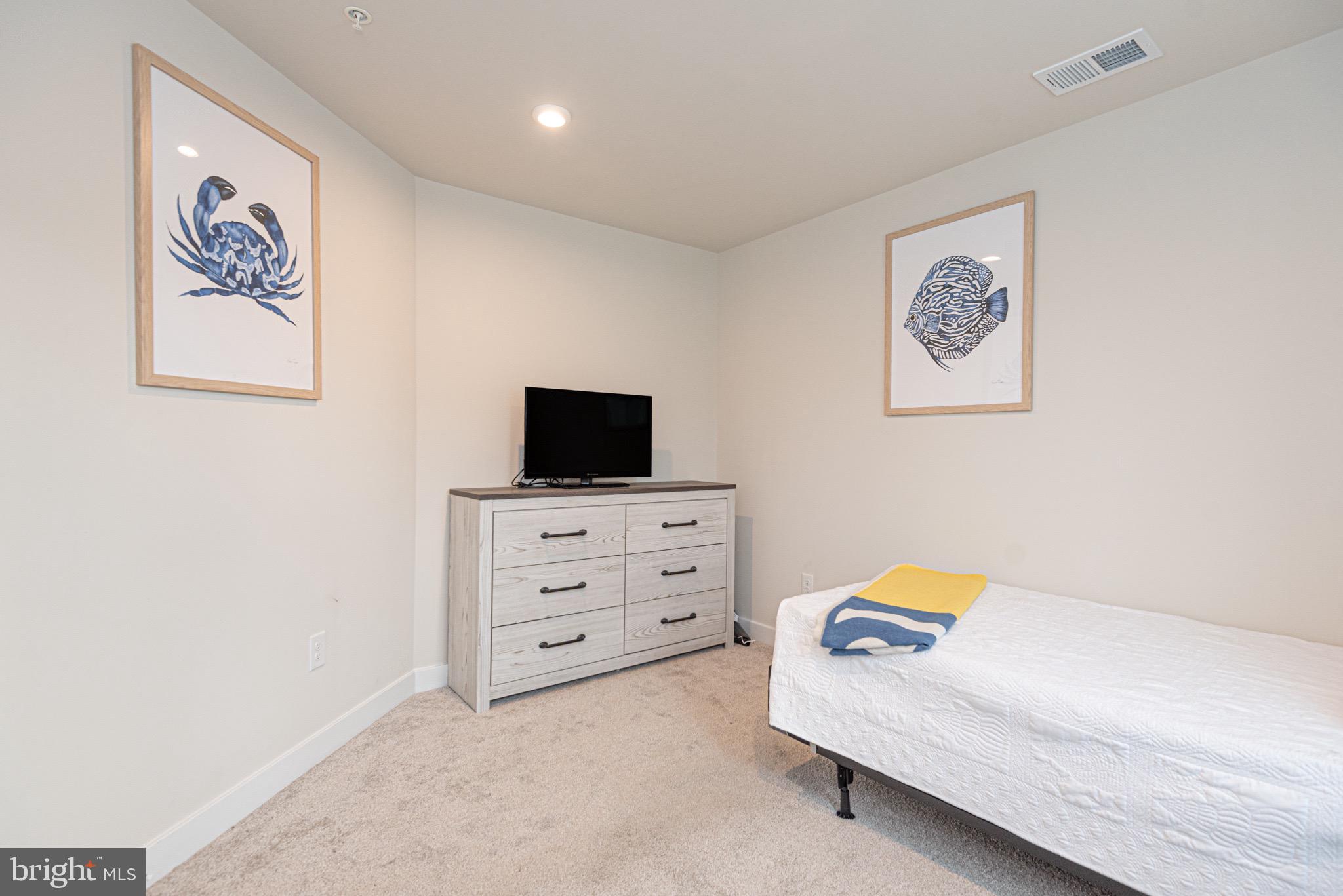 BAYSIDE - Residential