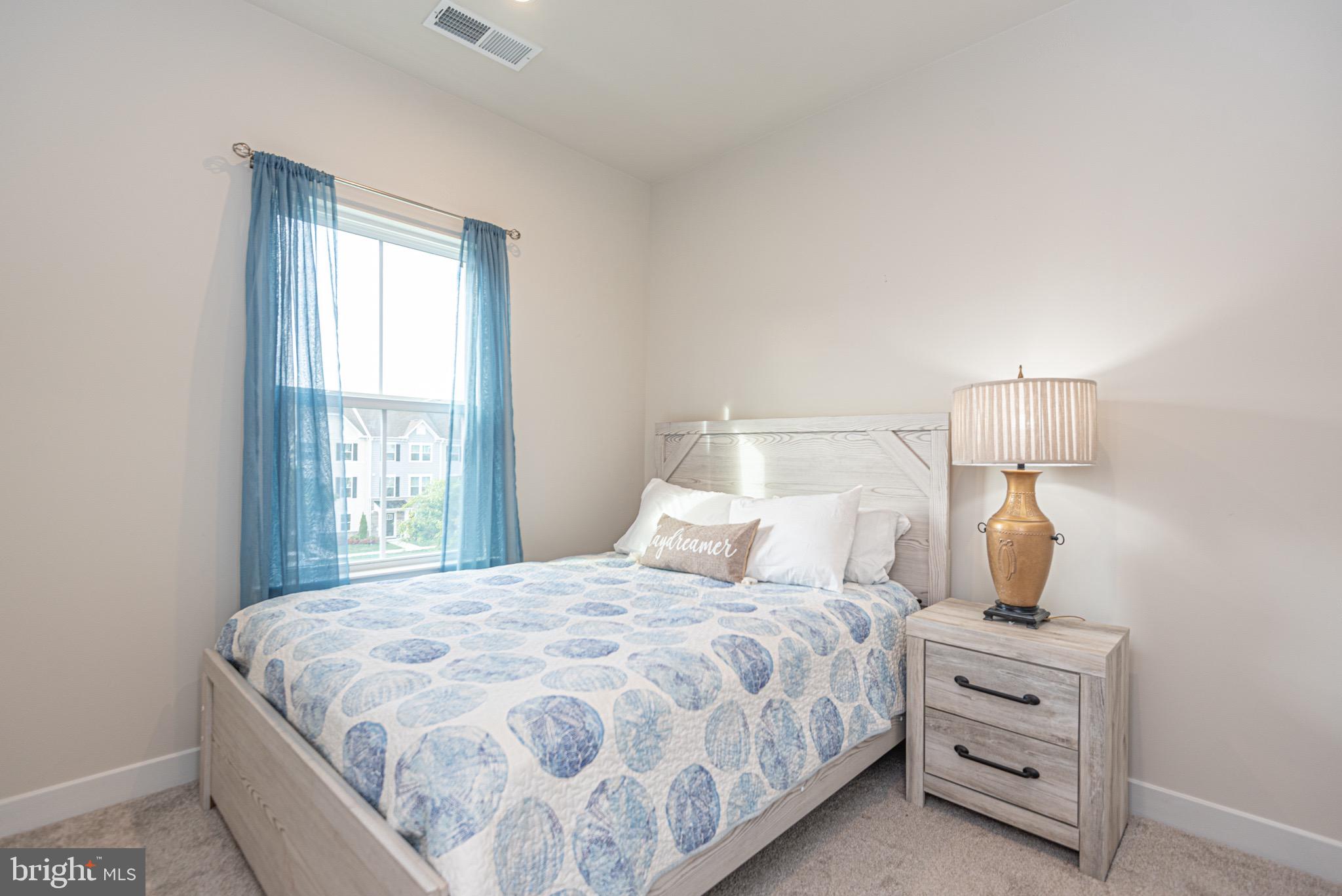 BAYSIDE - Residential