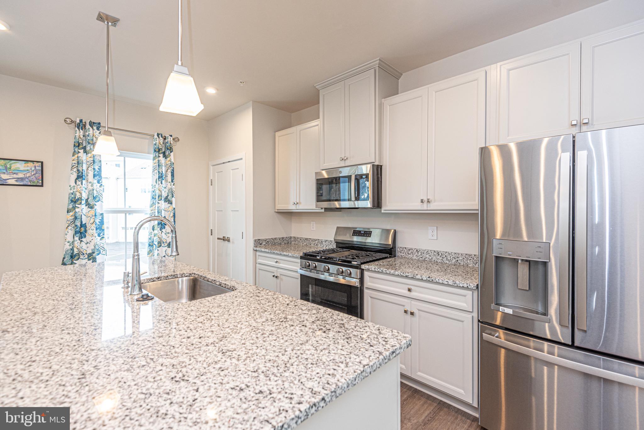BAYSIDE - Residential