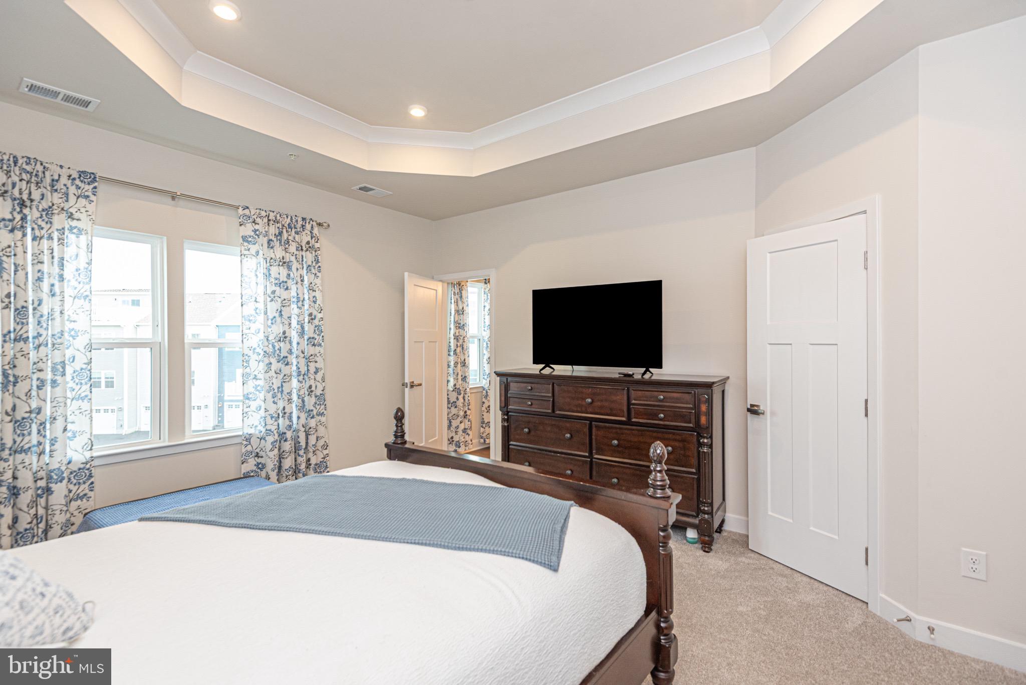 BAYSIDE - Residential