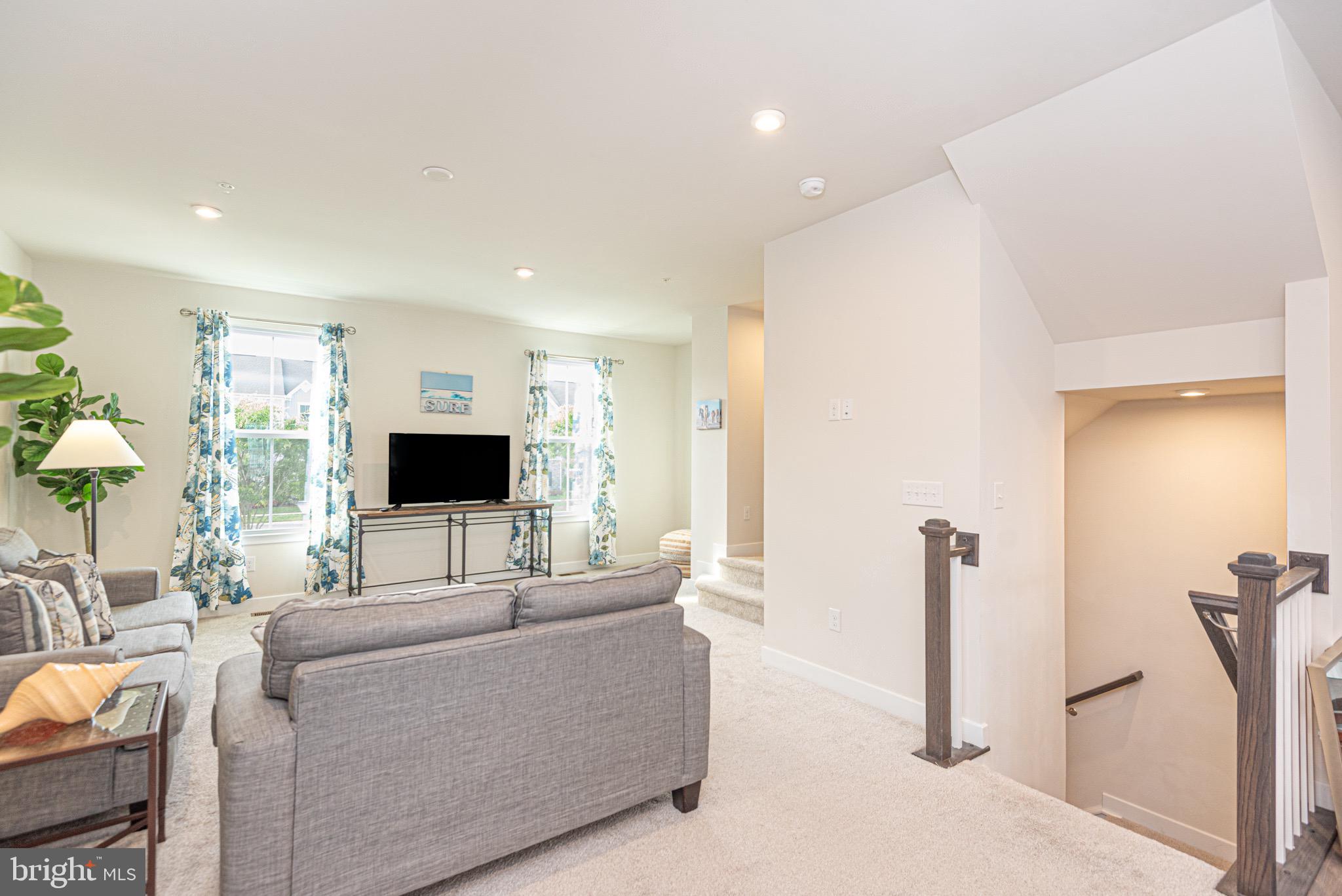 BAYSIDE - Residential