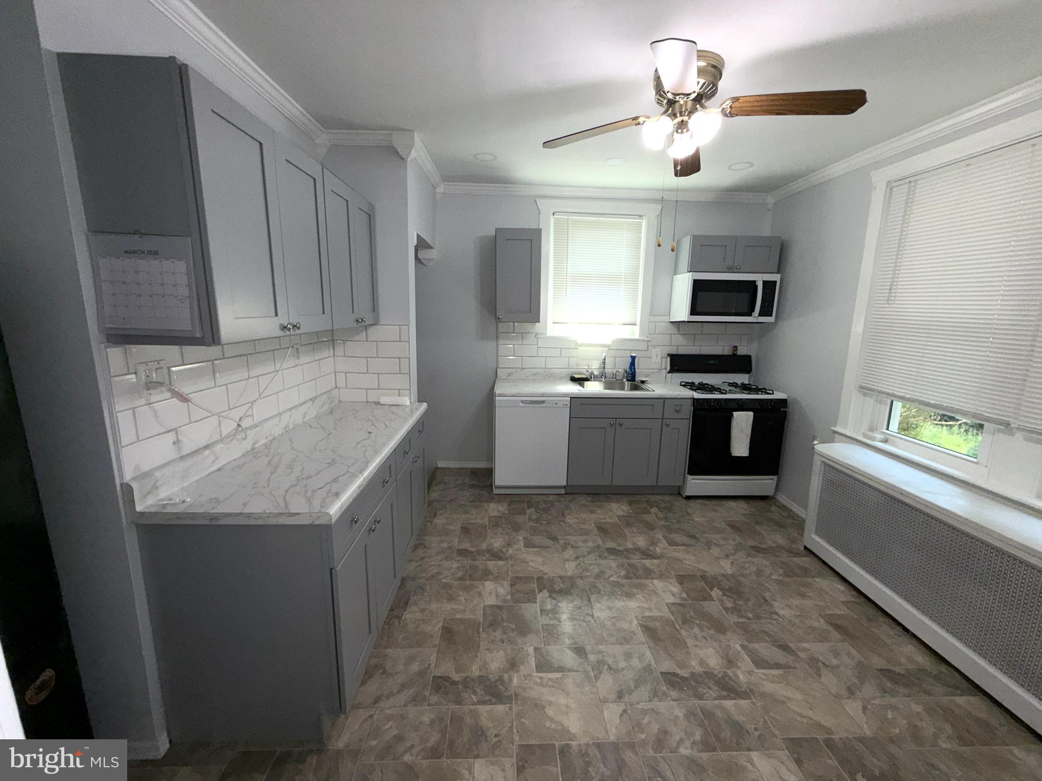 HOLMESBURG - Residential