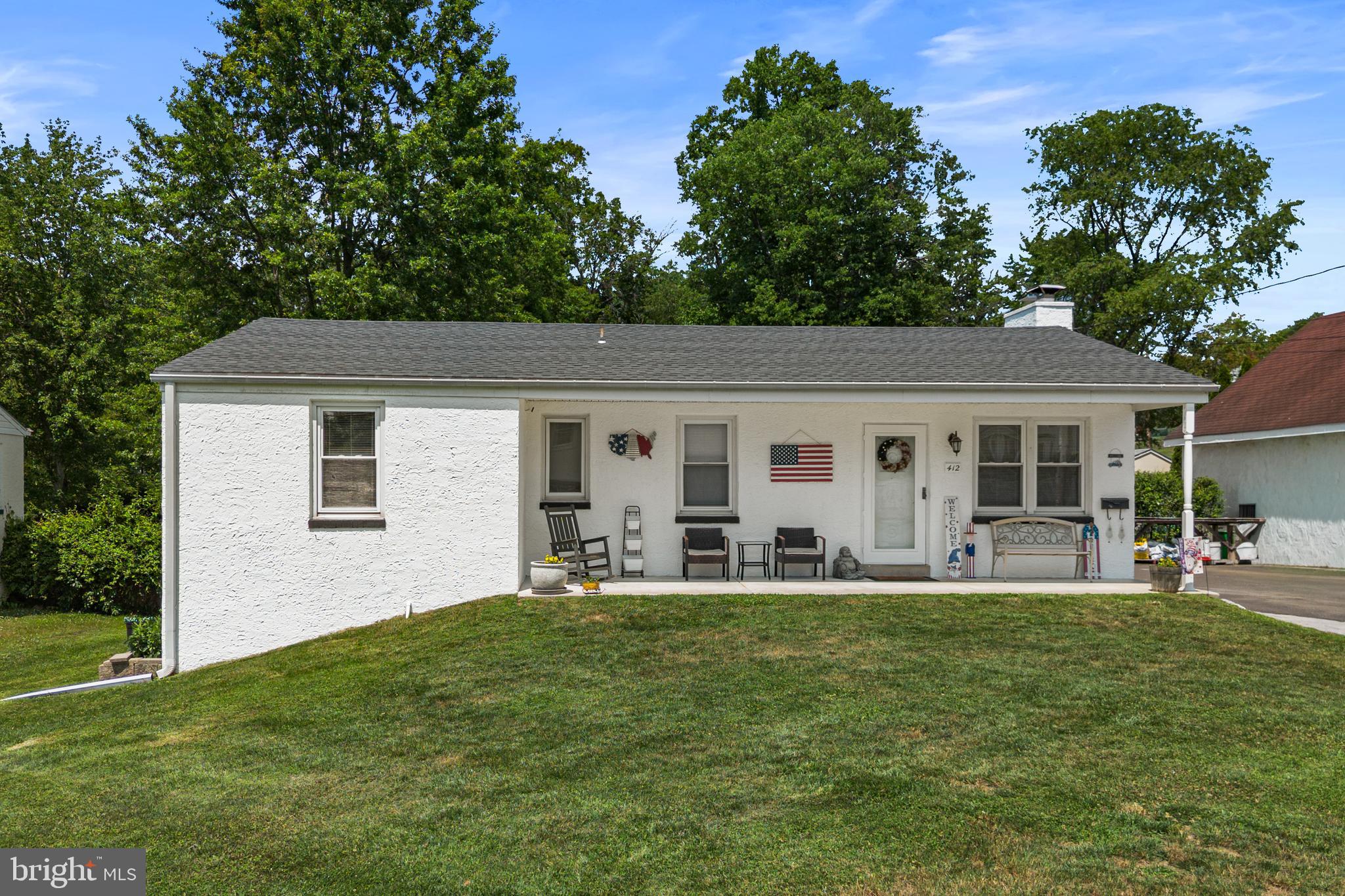 FEASTERVILLE - Residential
