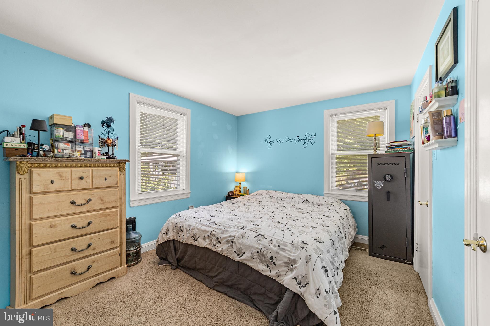 FEASTERVILLE - Residential