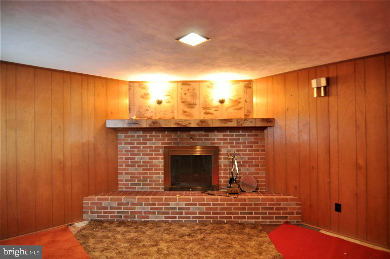 SPRINGFIELD - Residential