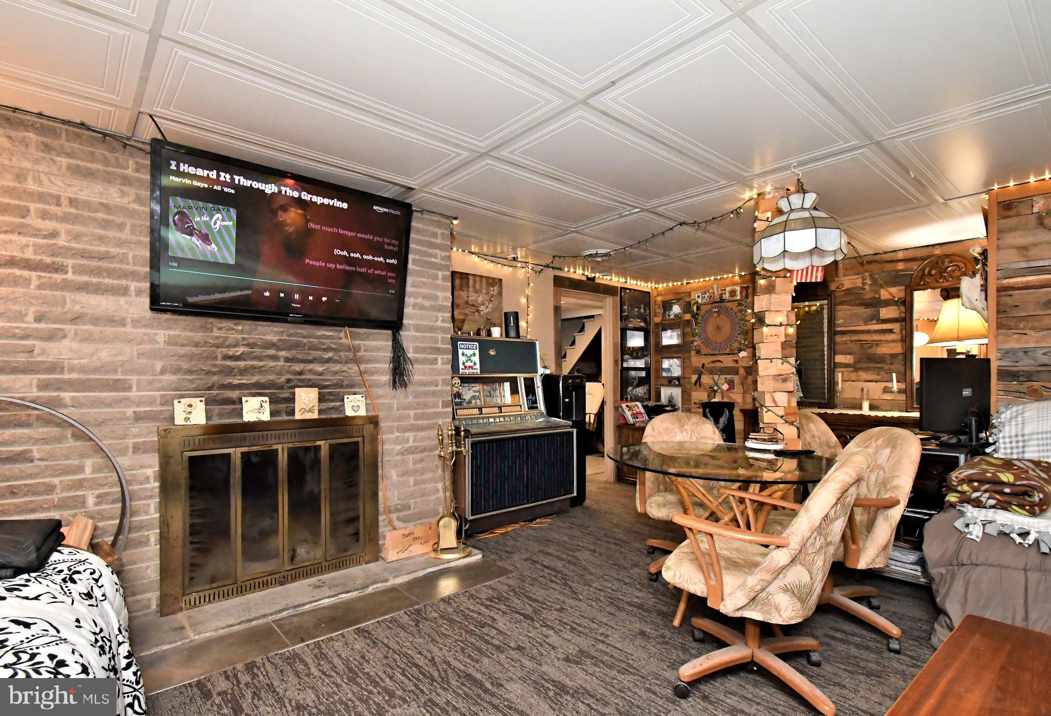 WELLESLEY HILLS - Residential