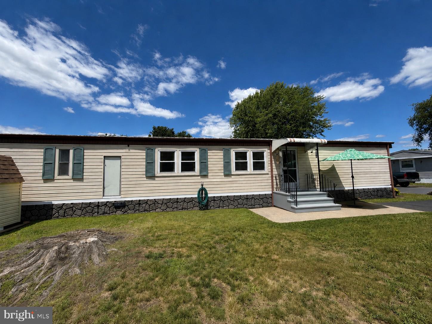 PENNWOOD CROSSING - Residential
