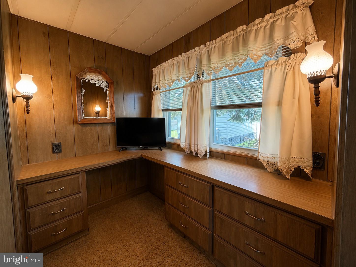 PENNWOOD CROSSING - Residential