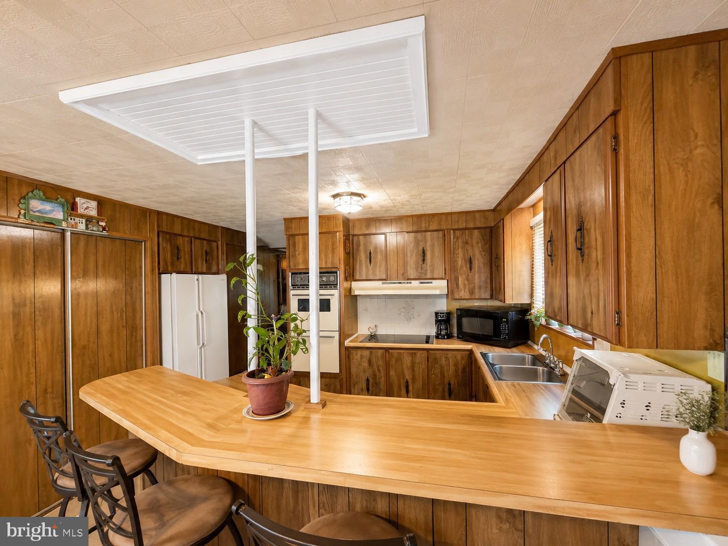 PENNWOOD CROSSING - Residential
