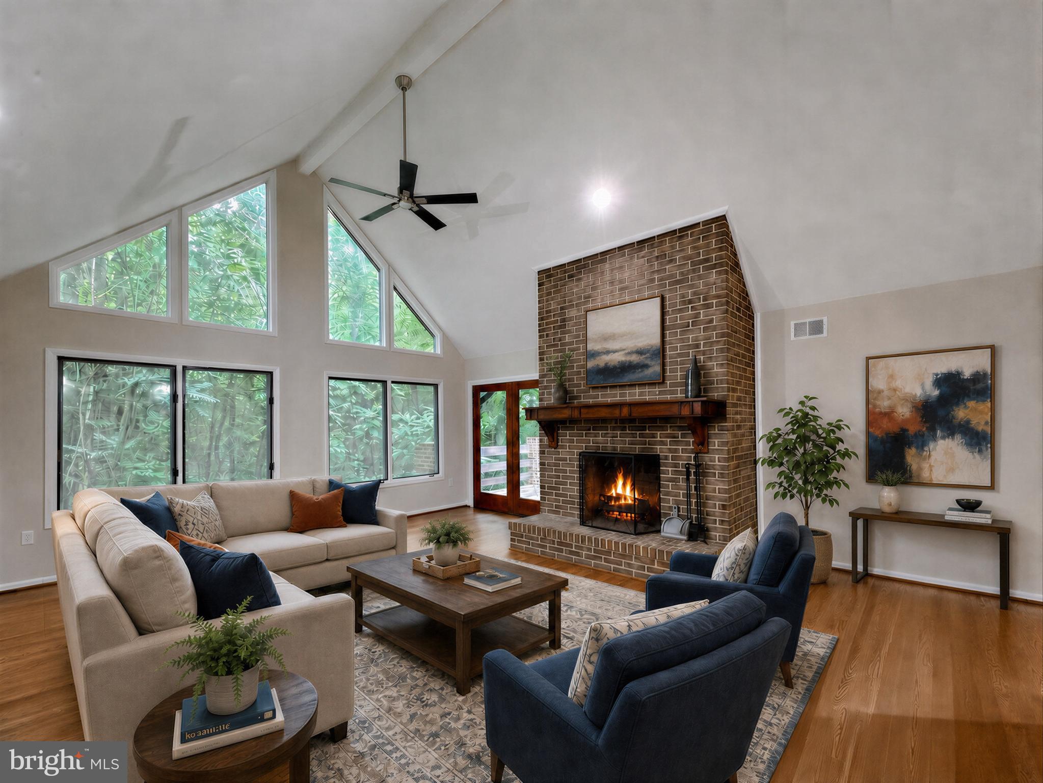 ROLLING HILLS - Residential