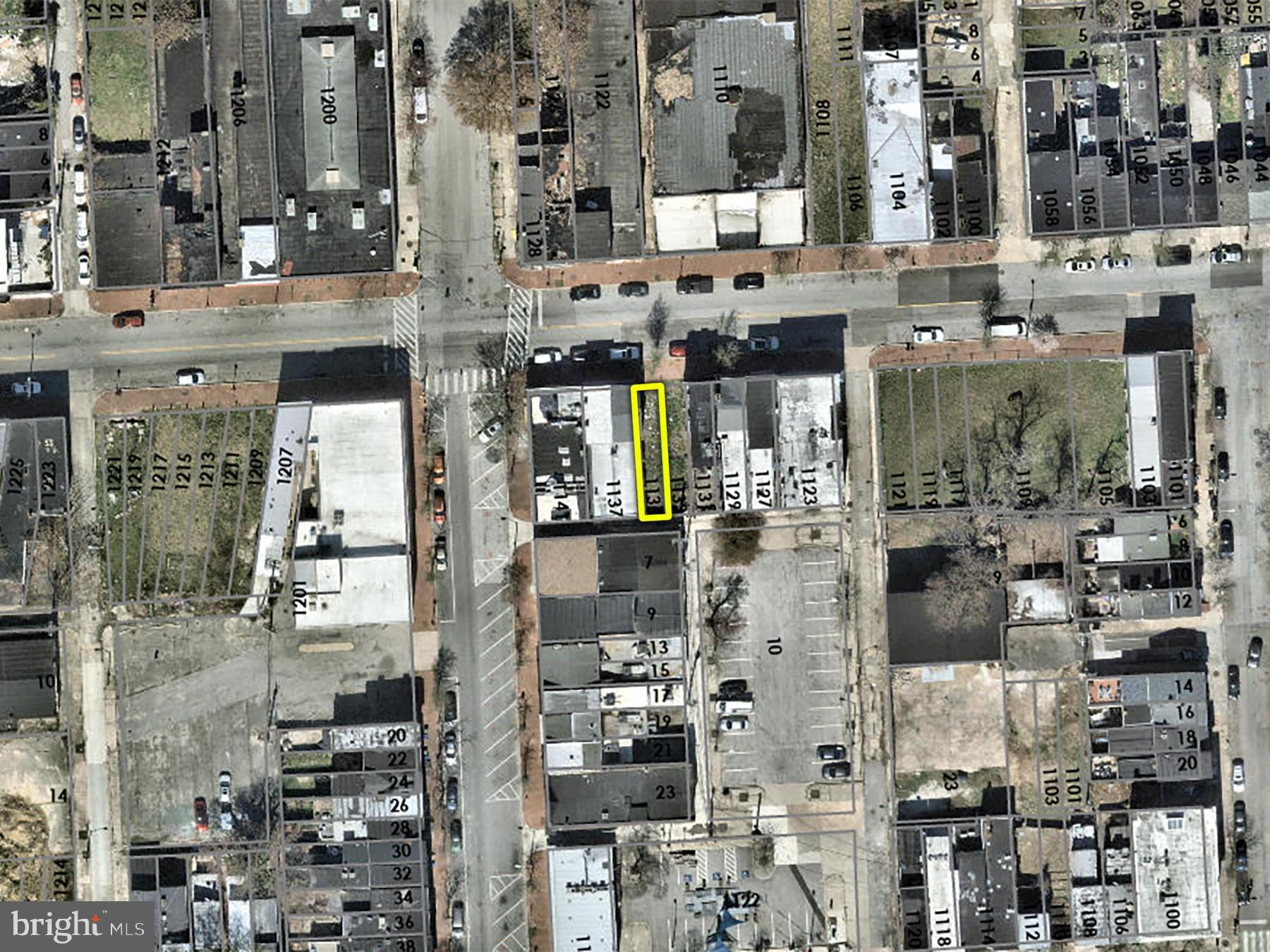 HOLLINS MARKET - Land