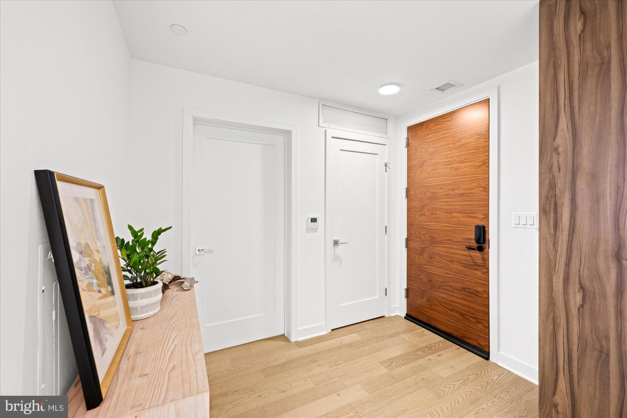 NAVY YARD - Residential