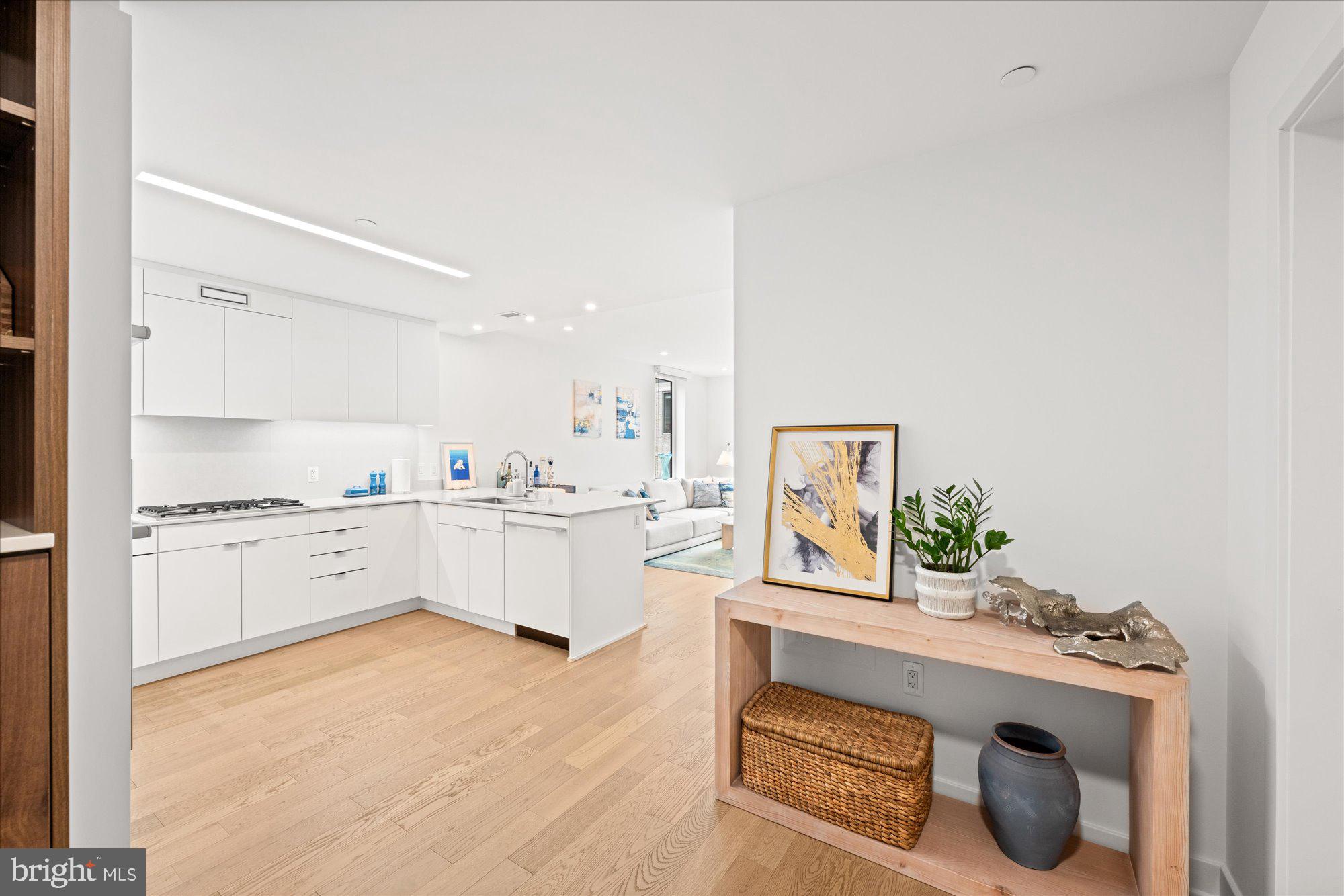 NAVY YARD - Residential