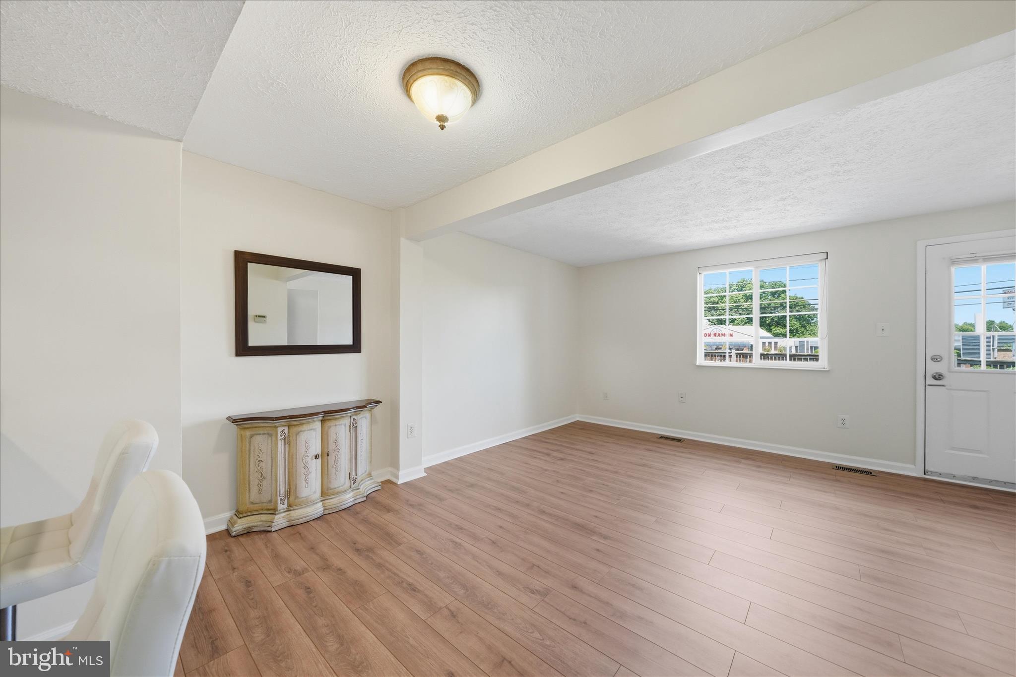 FAIRLAND - Residential