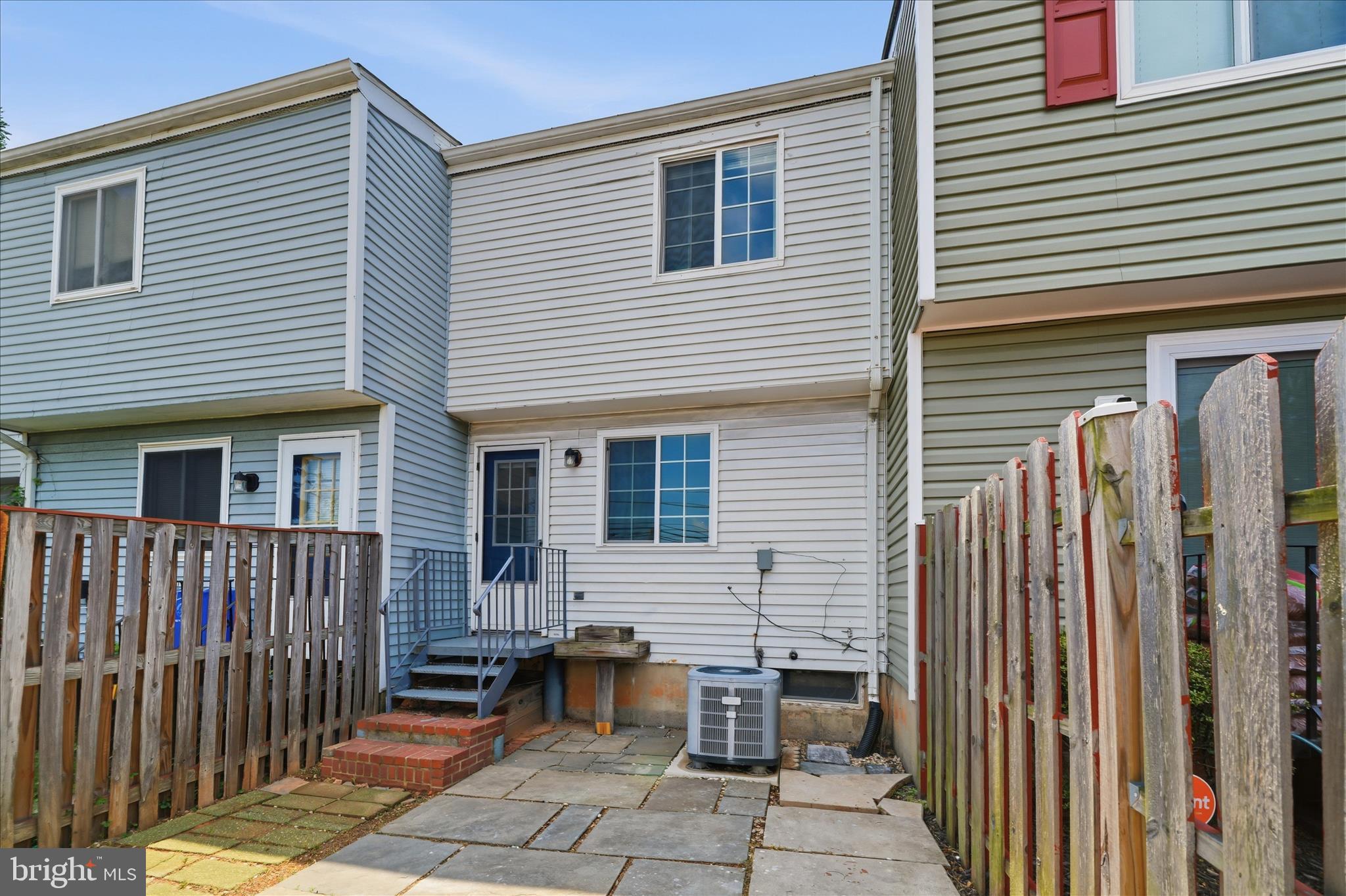 FAIRLAND - Residential