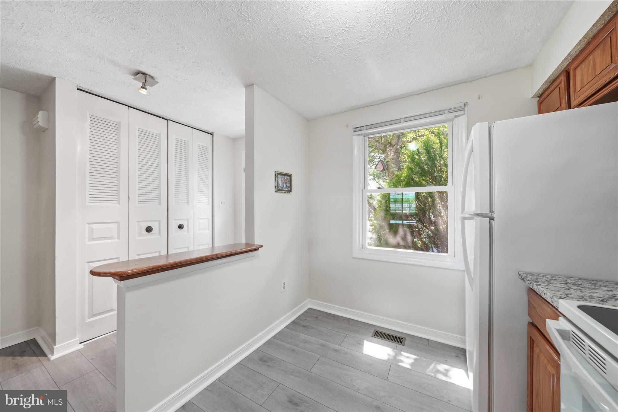 FAIRLAND - Residential