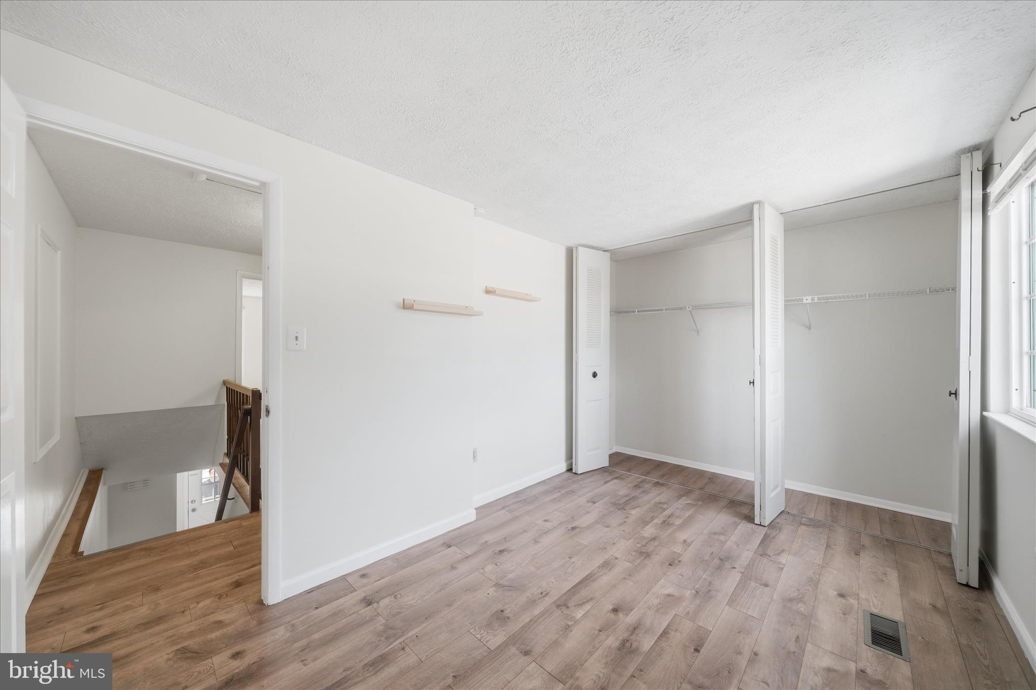 FAIRLAND - Residential