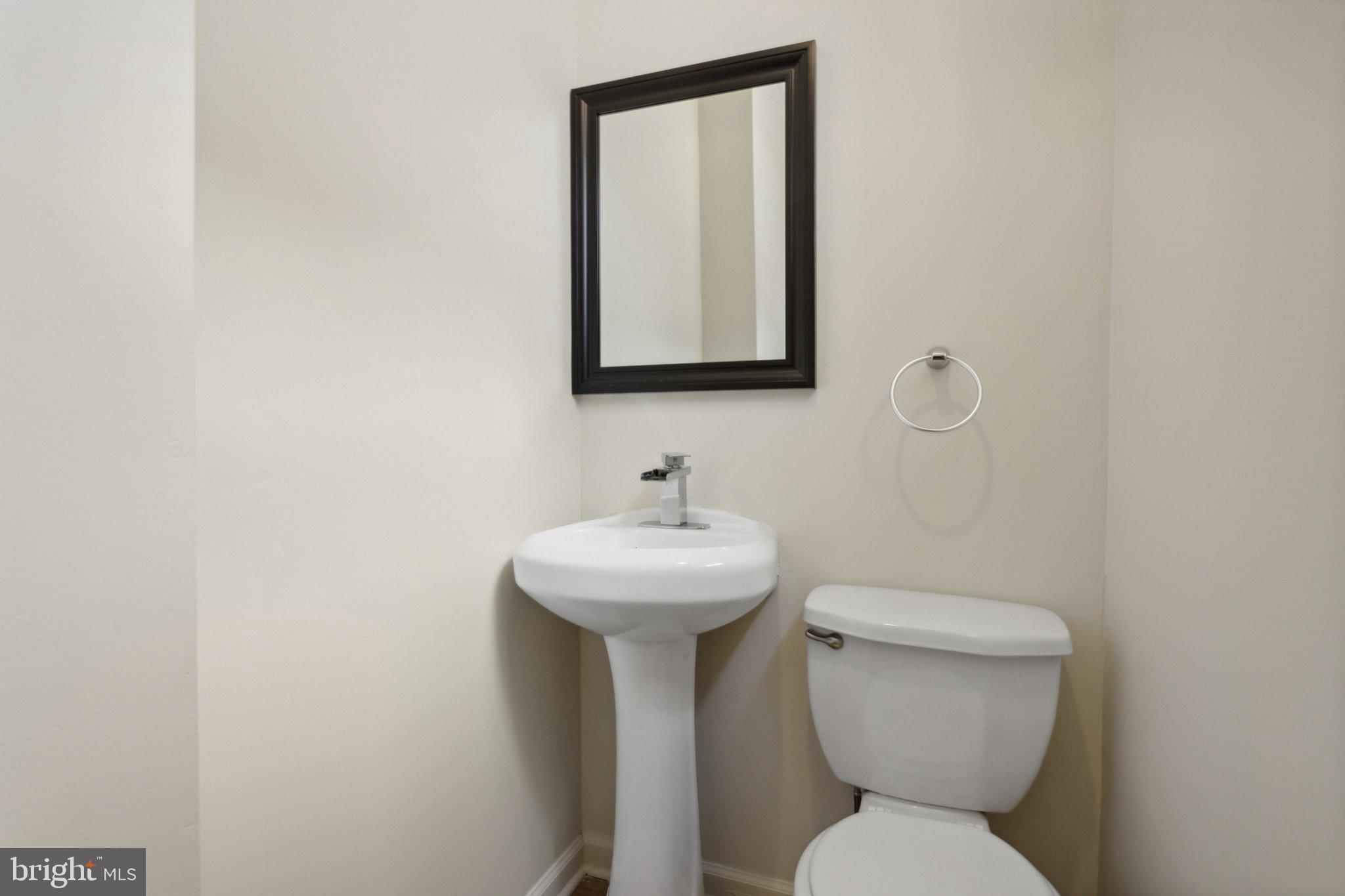 POINT BREEZE - Residential