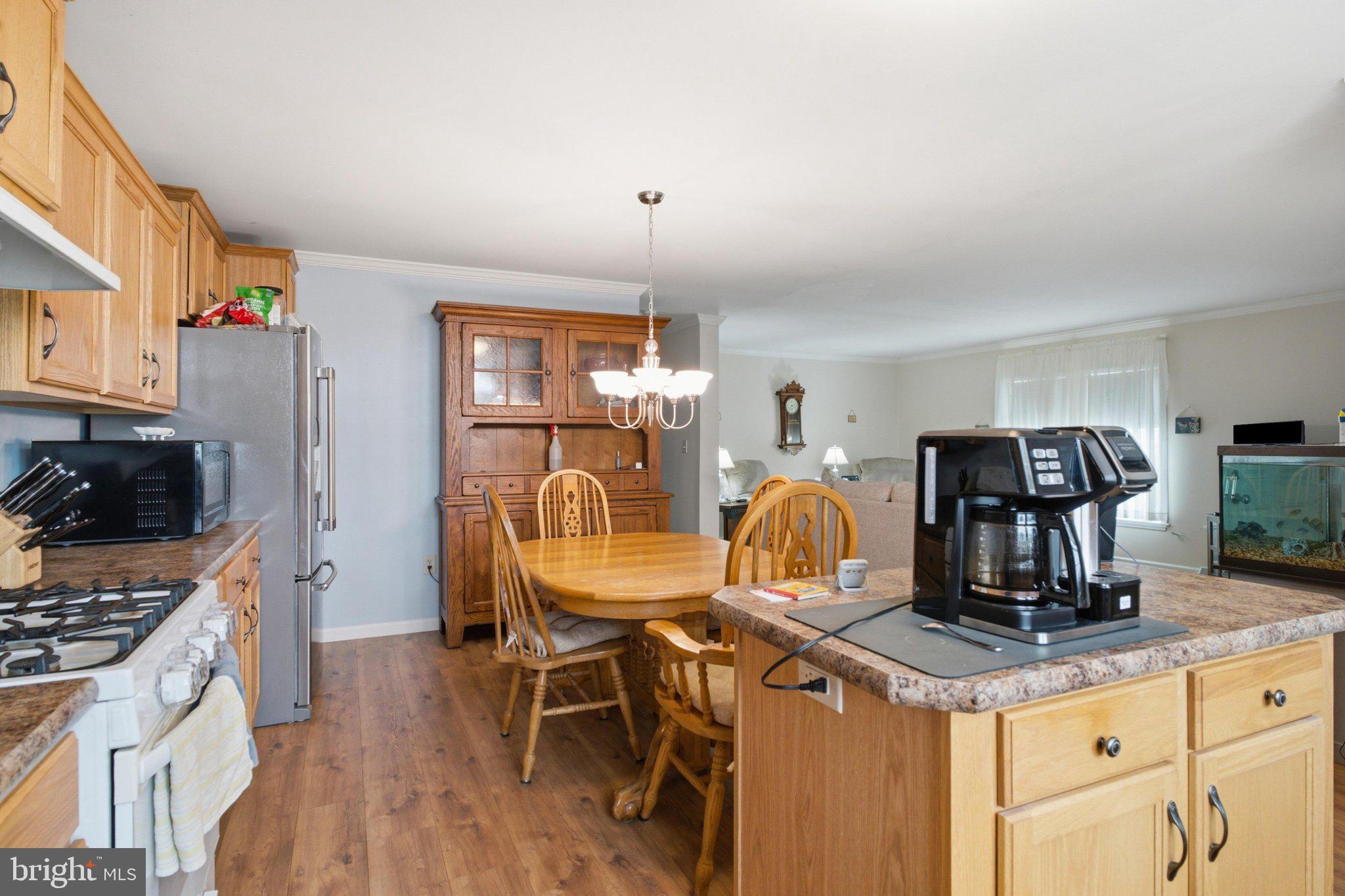 CREEK VIEW 55+ COMMUNITY - Residential
