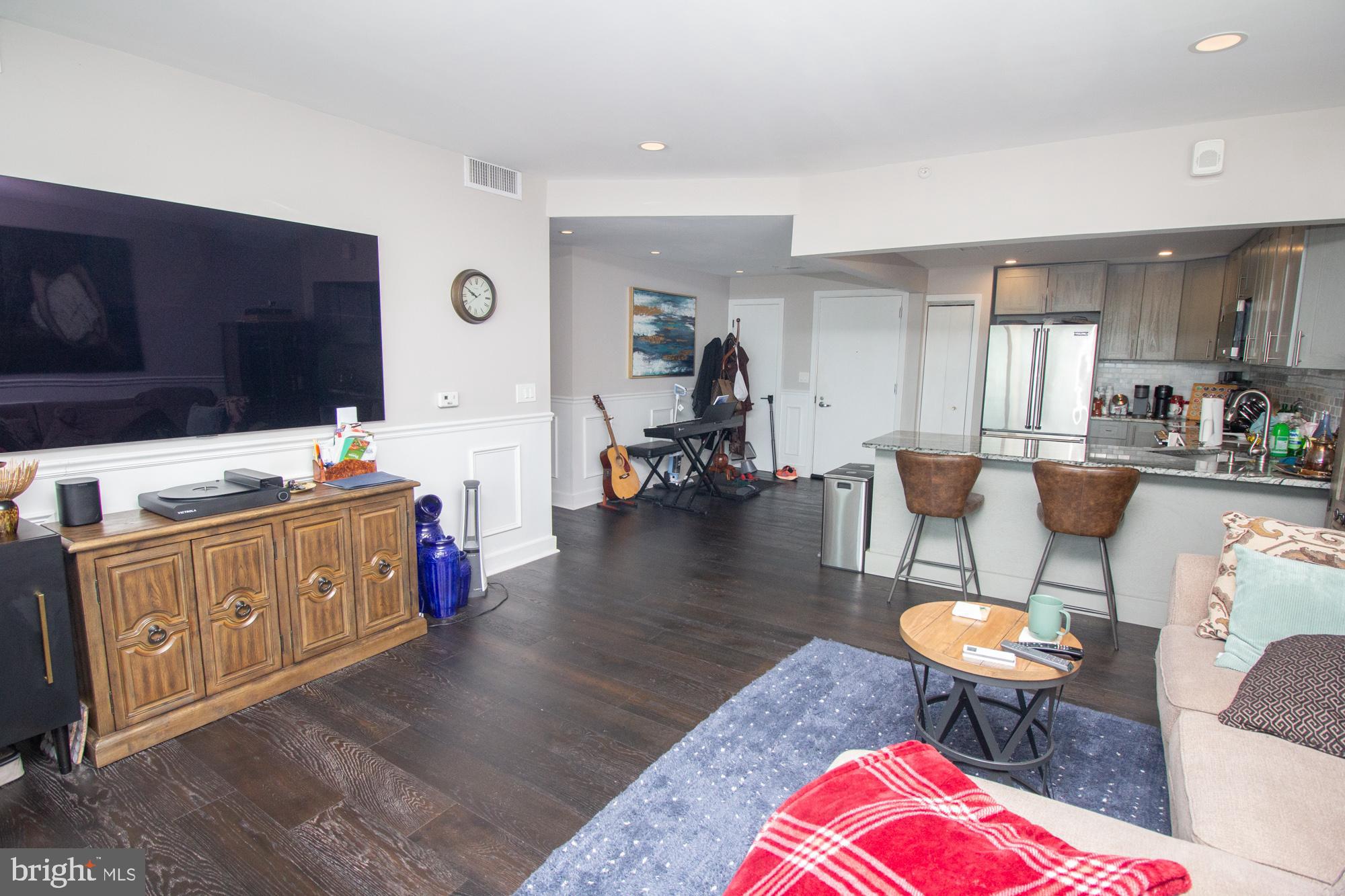 PENN'S LANDING - Residential