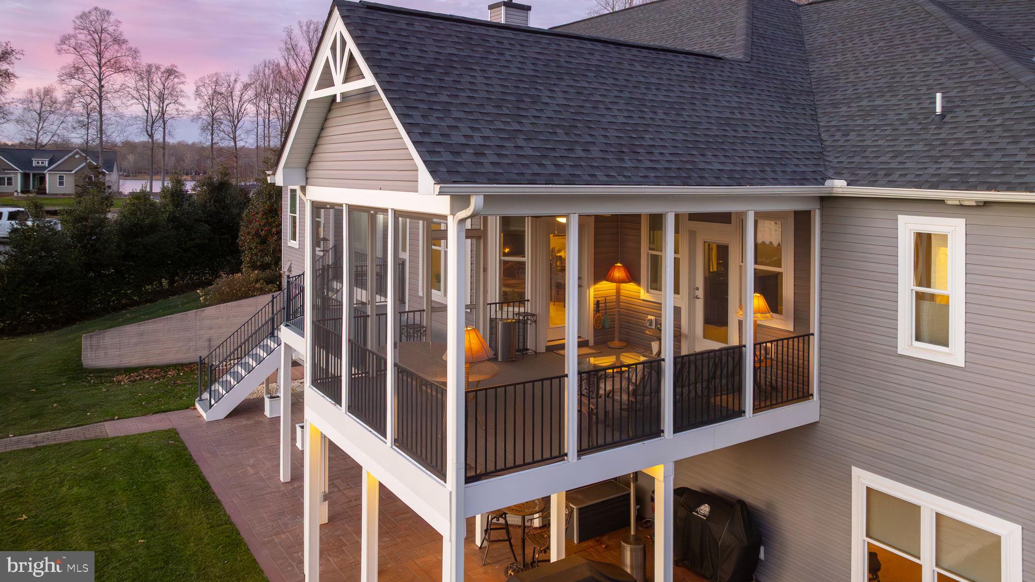 NOAH'S LANDING - Residential