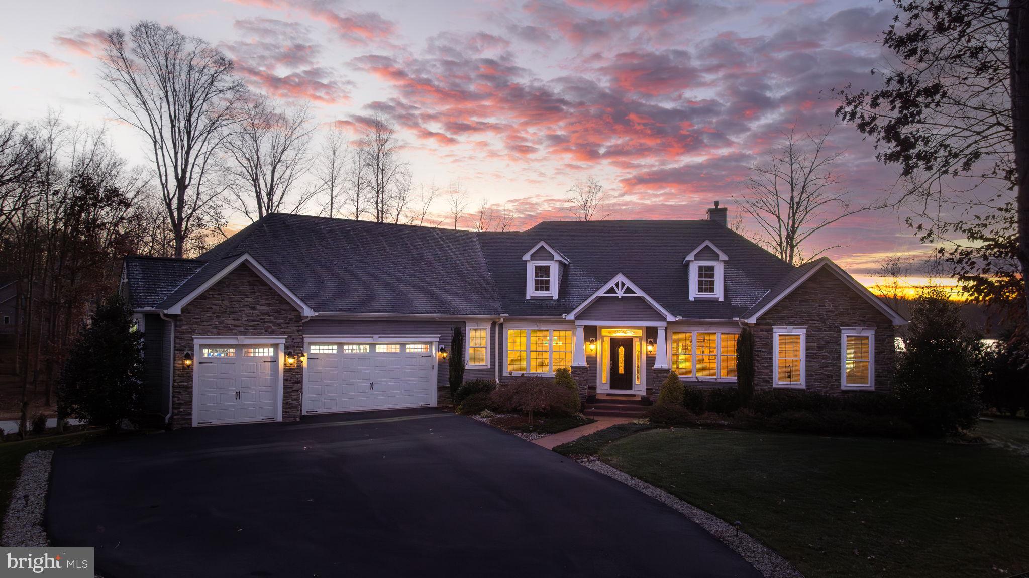 NOAH'S LANDING - Residential