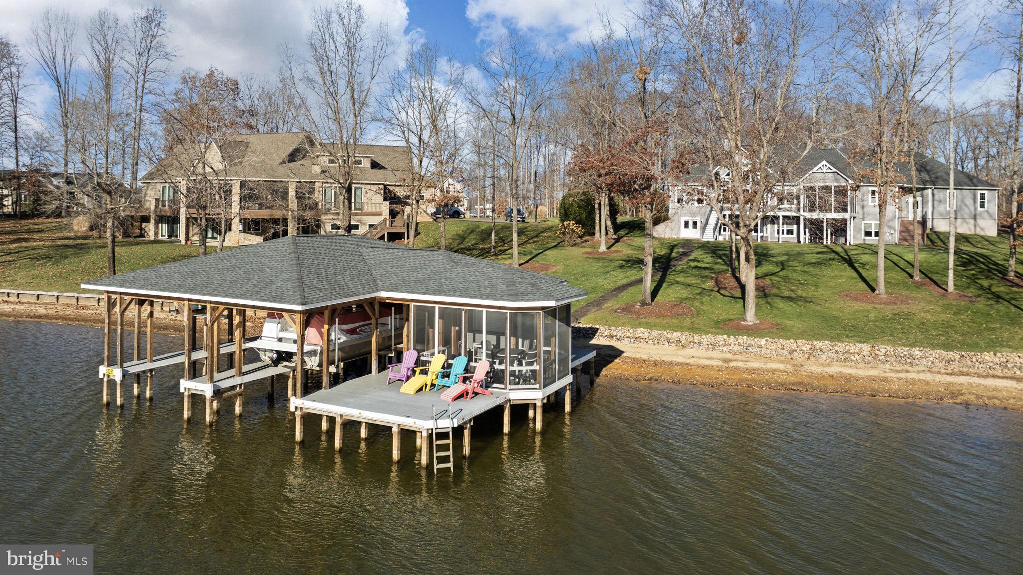 NOAH'S LANDING - Residential