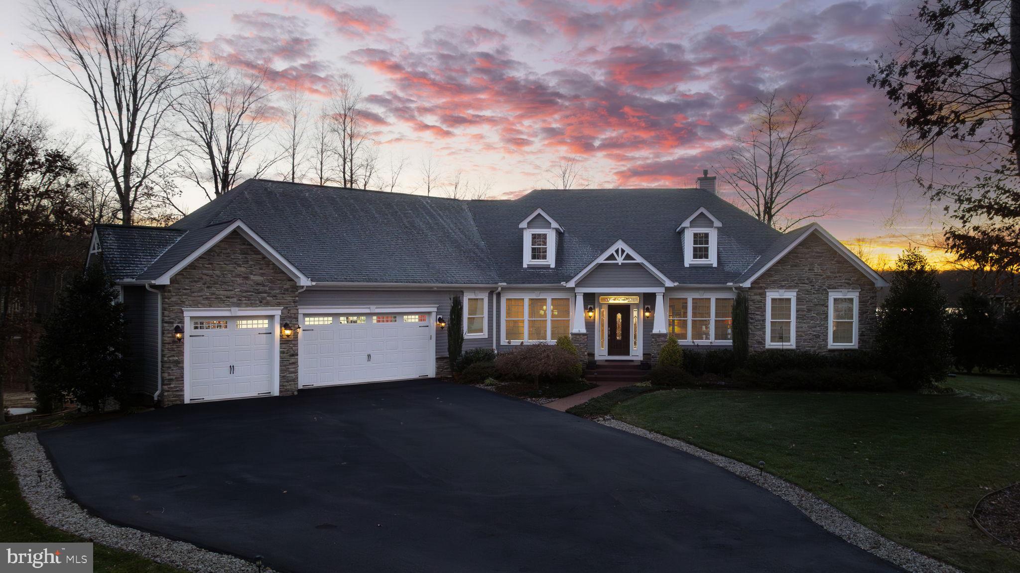 NOAH'S LANDING - Residential