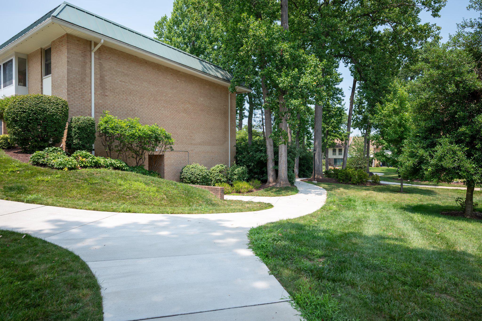 LEISURE WORLD - Residential