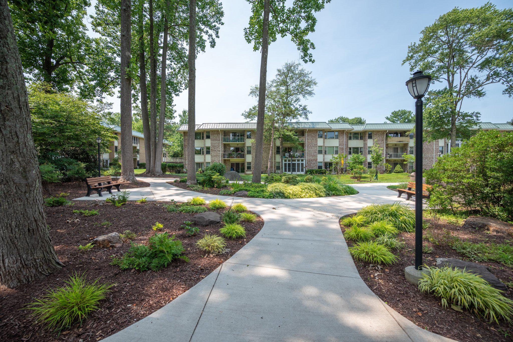 LEISURE WORLD - Residential