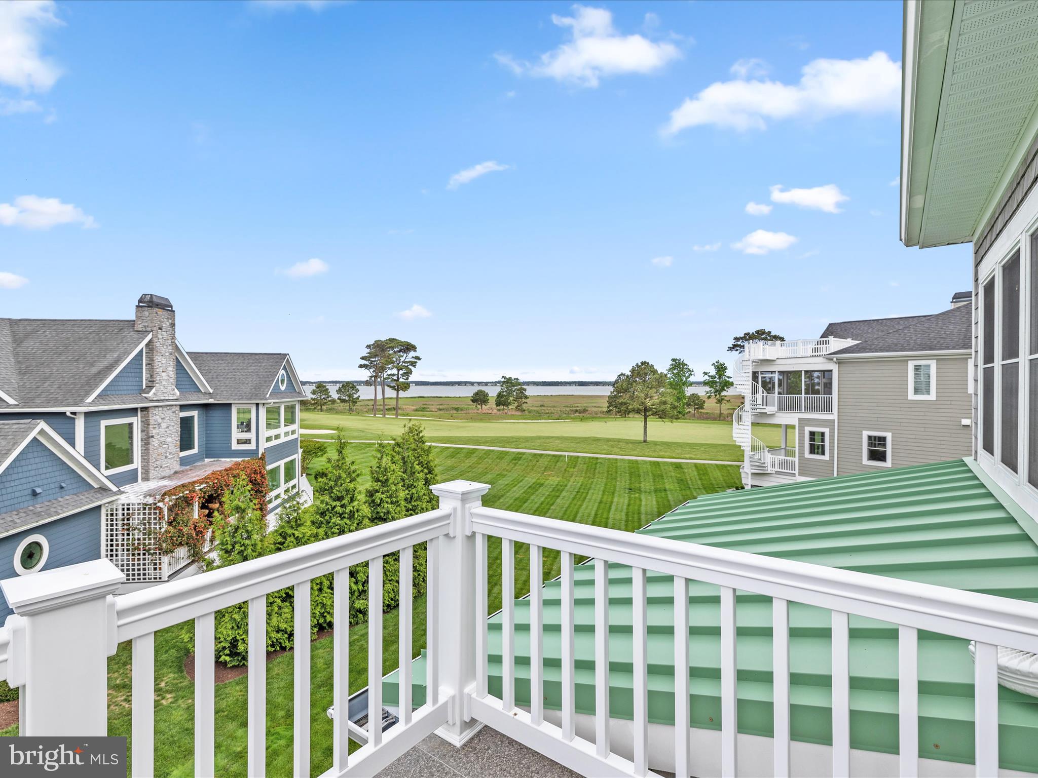 PENINSULA - Residential
