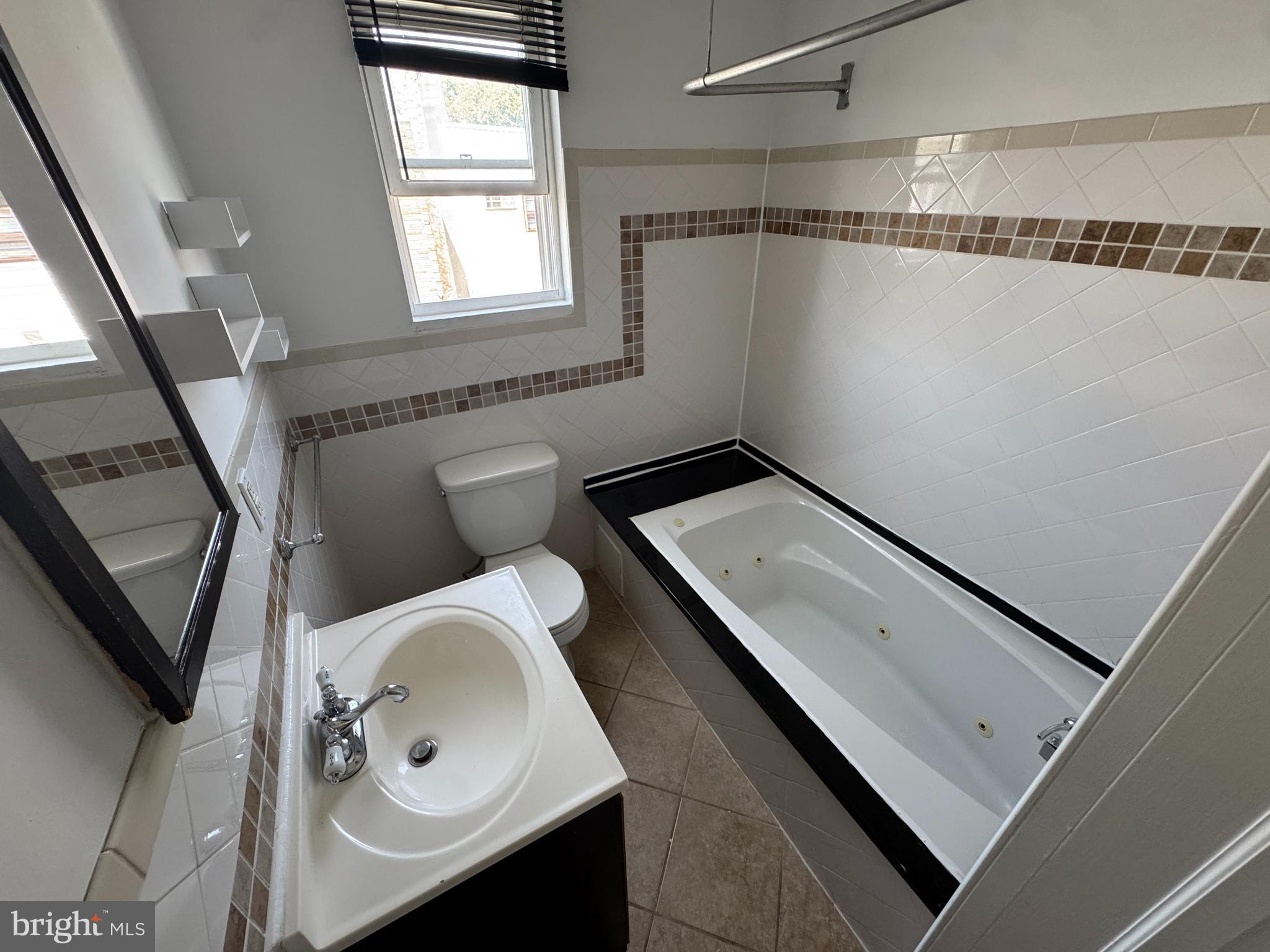 WHITMAN - Residential