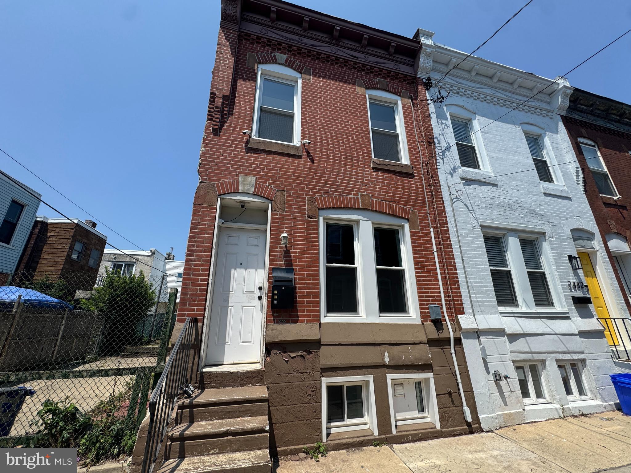 WHITMAN - Residential
