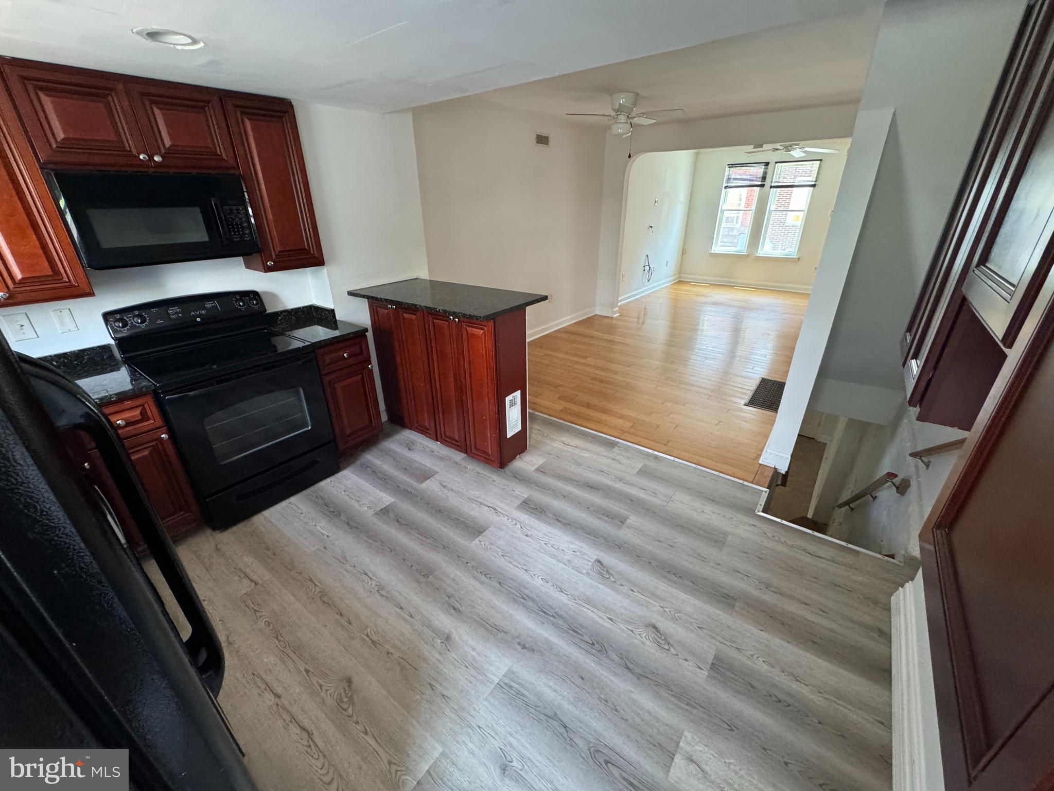 WHITMAN - Residential