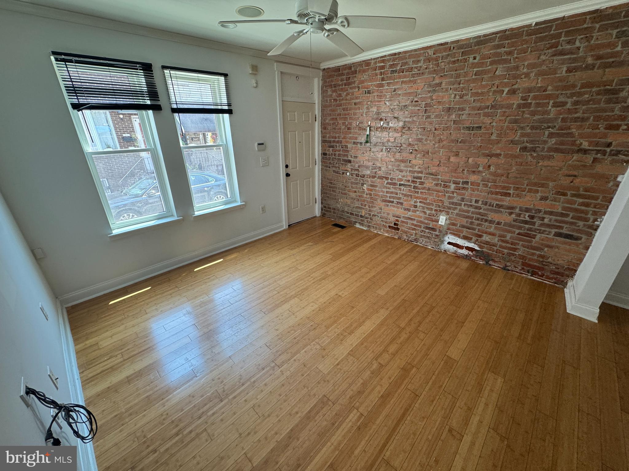 WHITMAN - Residential