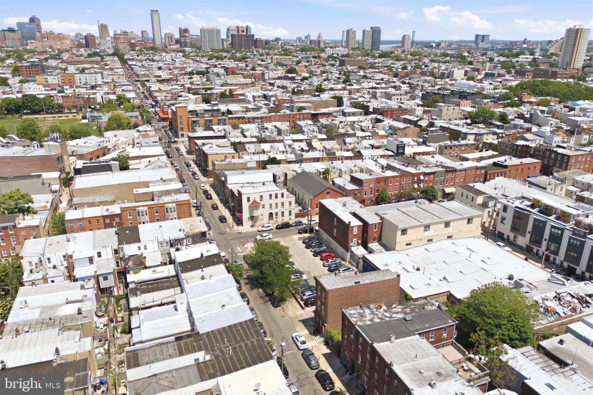 PASSYUNK SQUARE - Commercial Sale