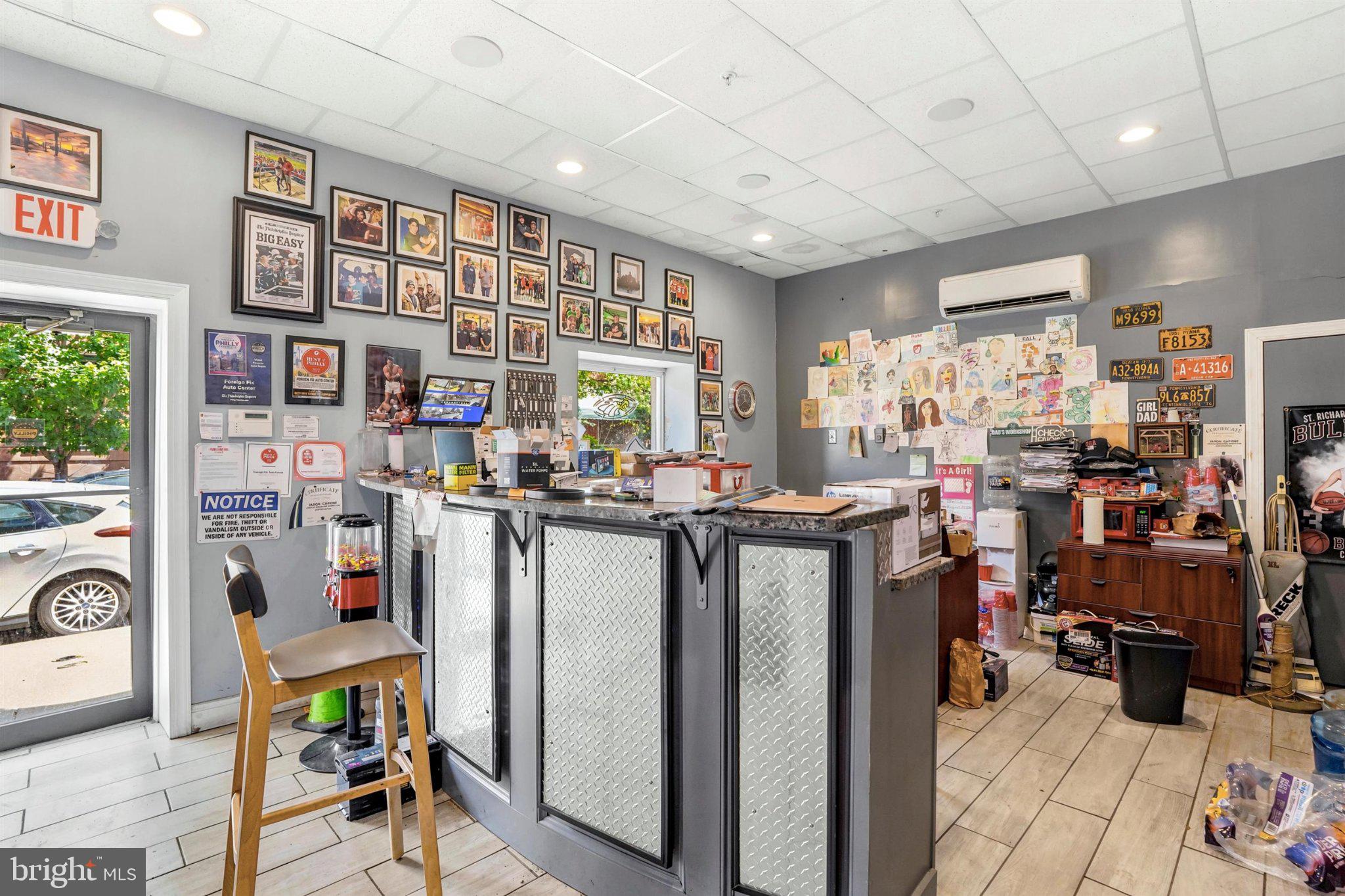 PASSYUNK SQUARE - Commercial Sale