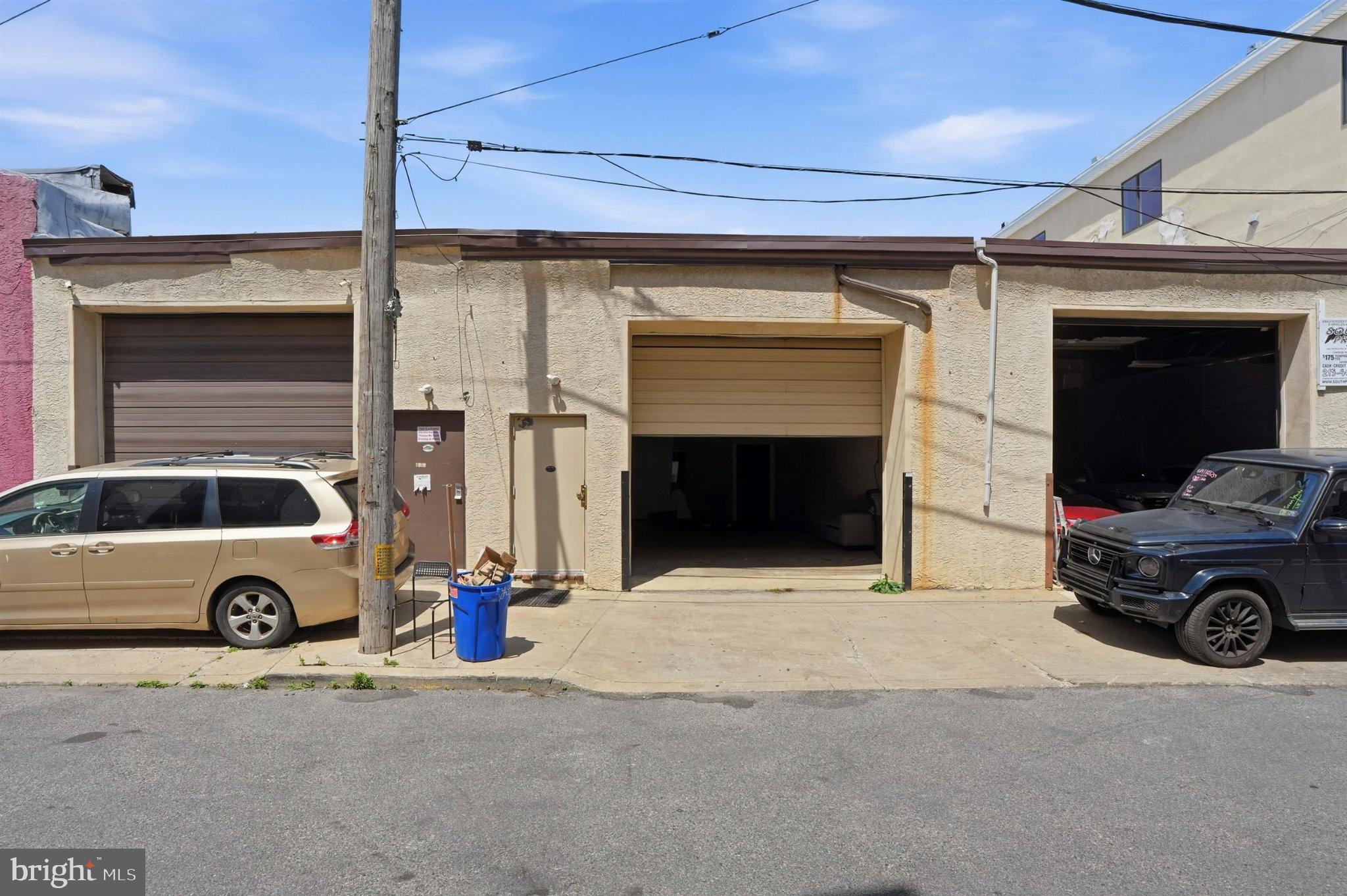PASSYUNK SQUARE - Commercial Sale