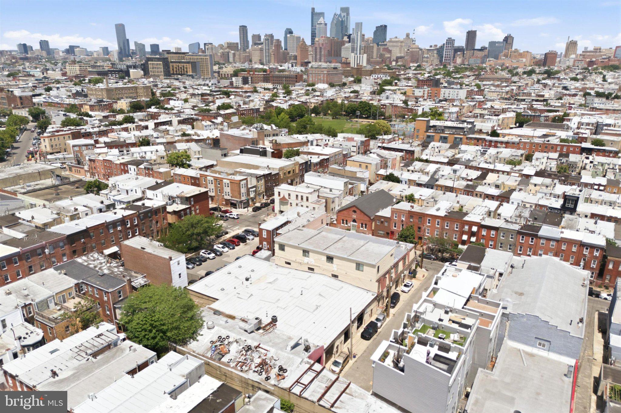 PASSYUNK SQUARE - Commercial Sale
