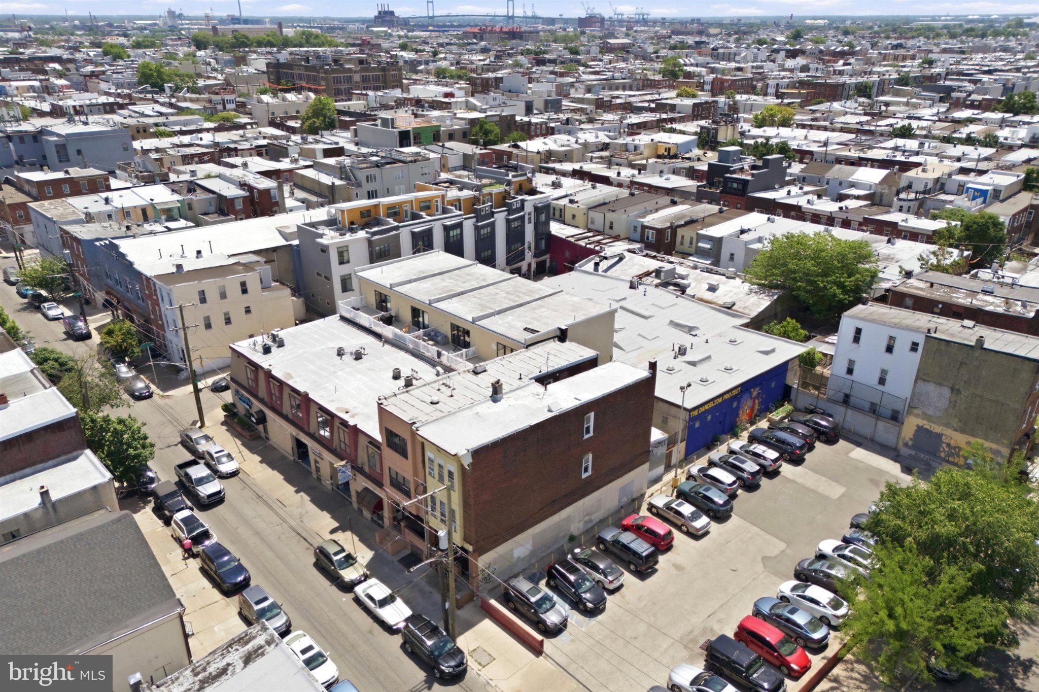 PASSYUNK SQUARE - Commercial Sale