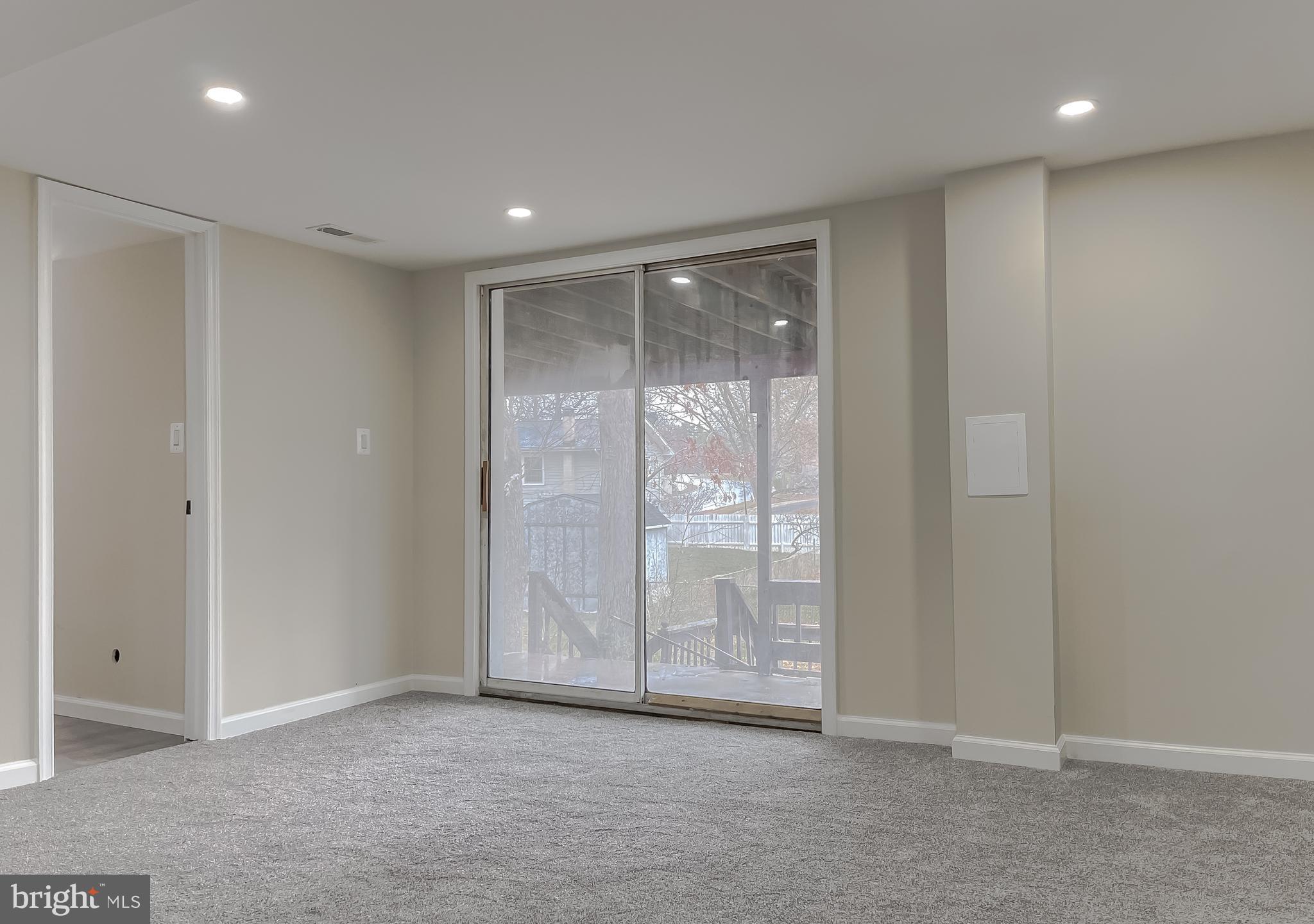 SPRING VALLEY - Residential