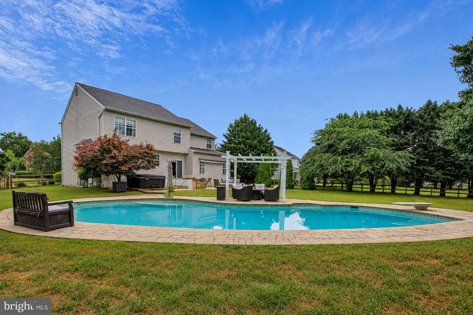 WATERFORD - Residential