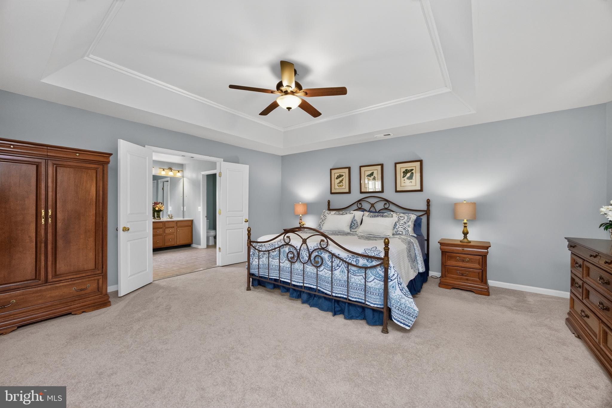 LONGFORD CROSSING - Residential