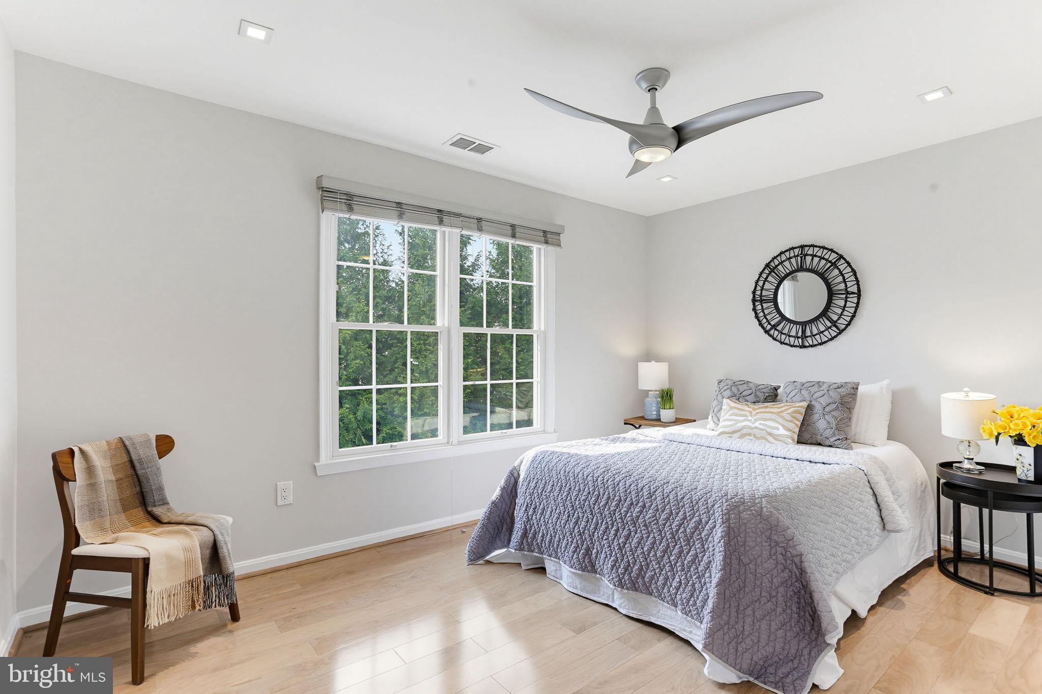 CLARKS GLEN - Residential
