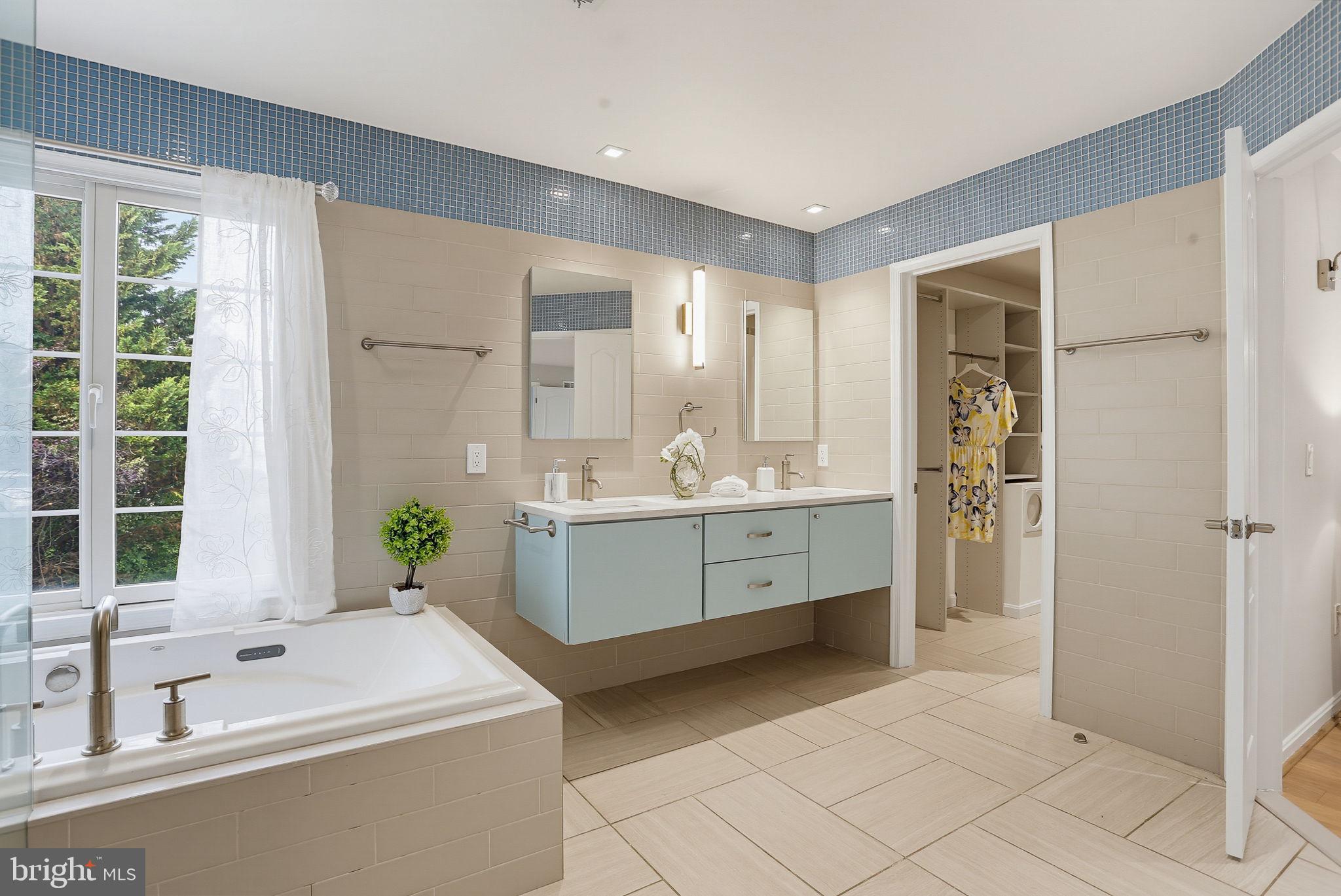 CLARKS GLEN - Residential